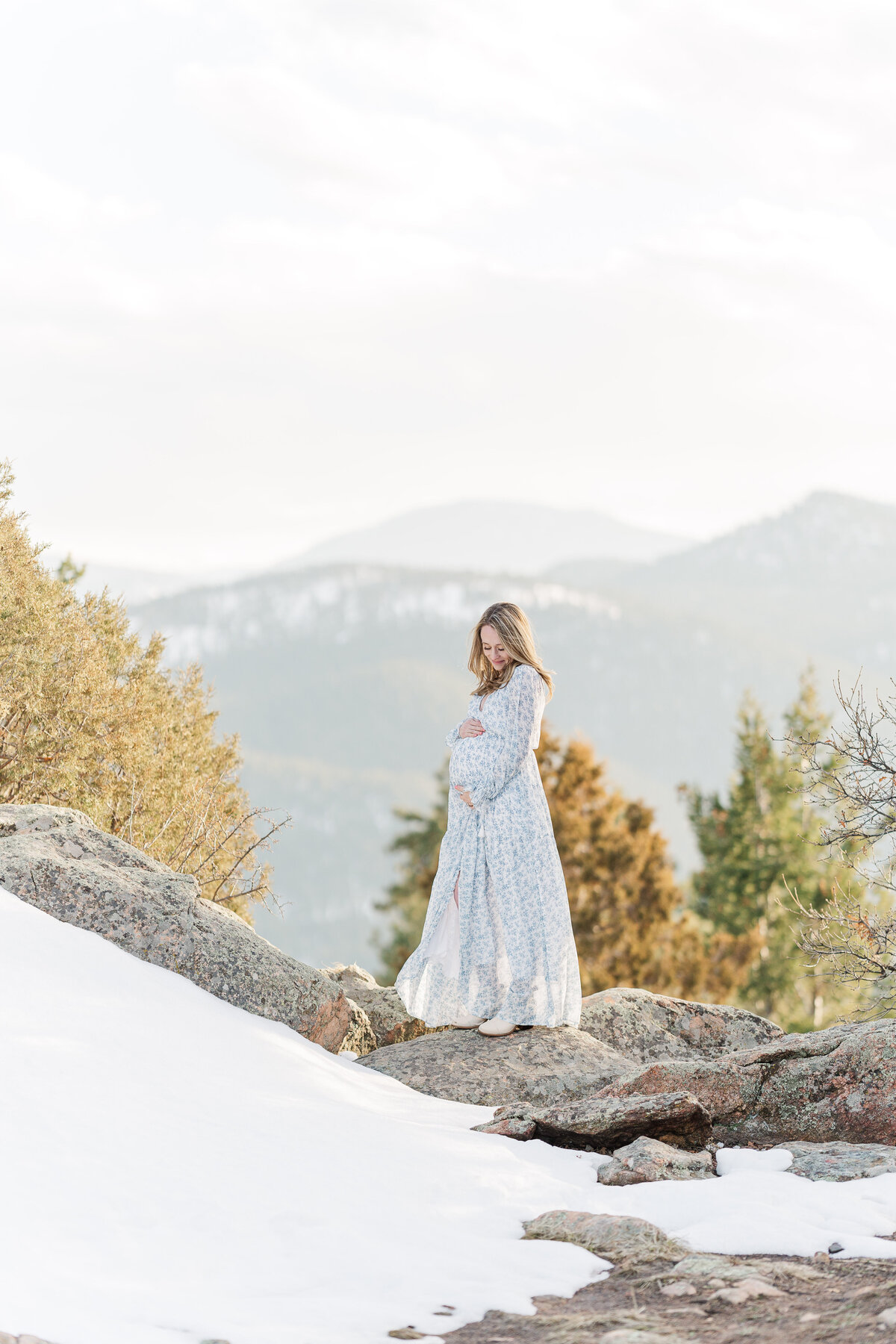 Colorado Winter Maternity Mountain Pictures Mount Falcon Elena Spraguer Photography0074