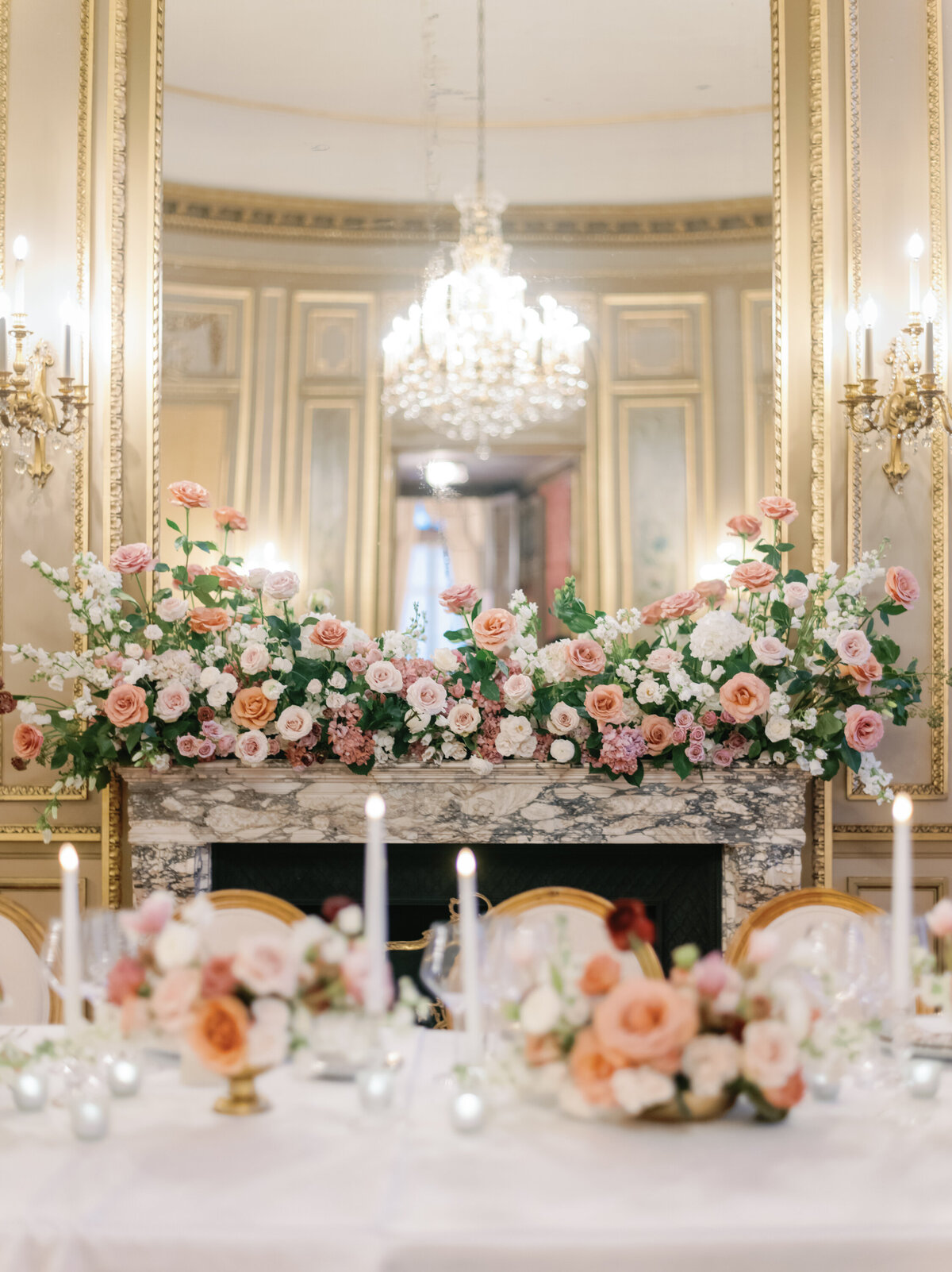 perry-belmont-house-wedding-fall-green-blush-pink-peach-plum-centerpieces