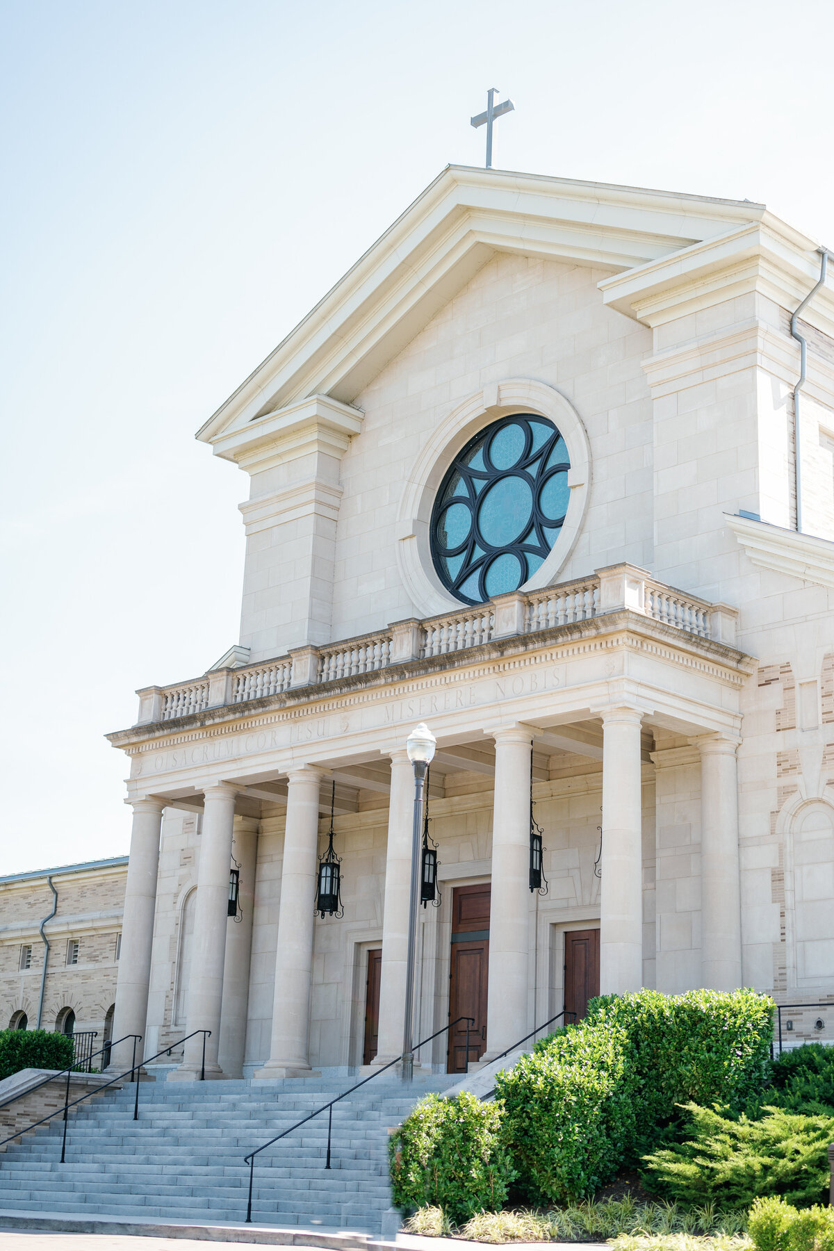 Sonja and Steven - Sacred Heart Cathedral and The Press Room - East Tennessee Wedding Photographer - Alaina René  Photography-220