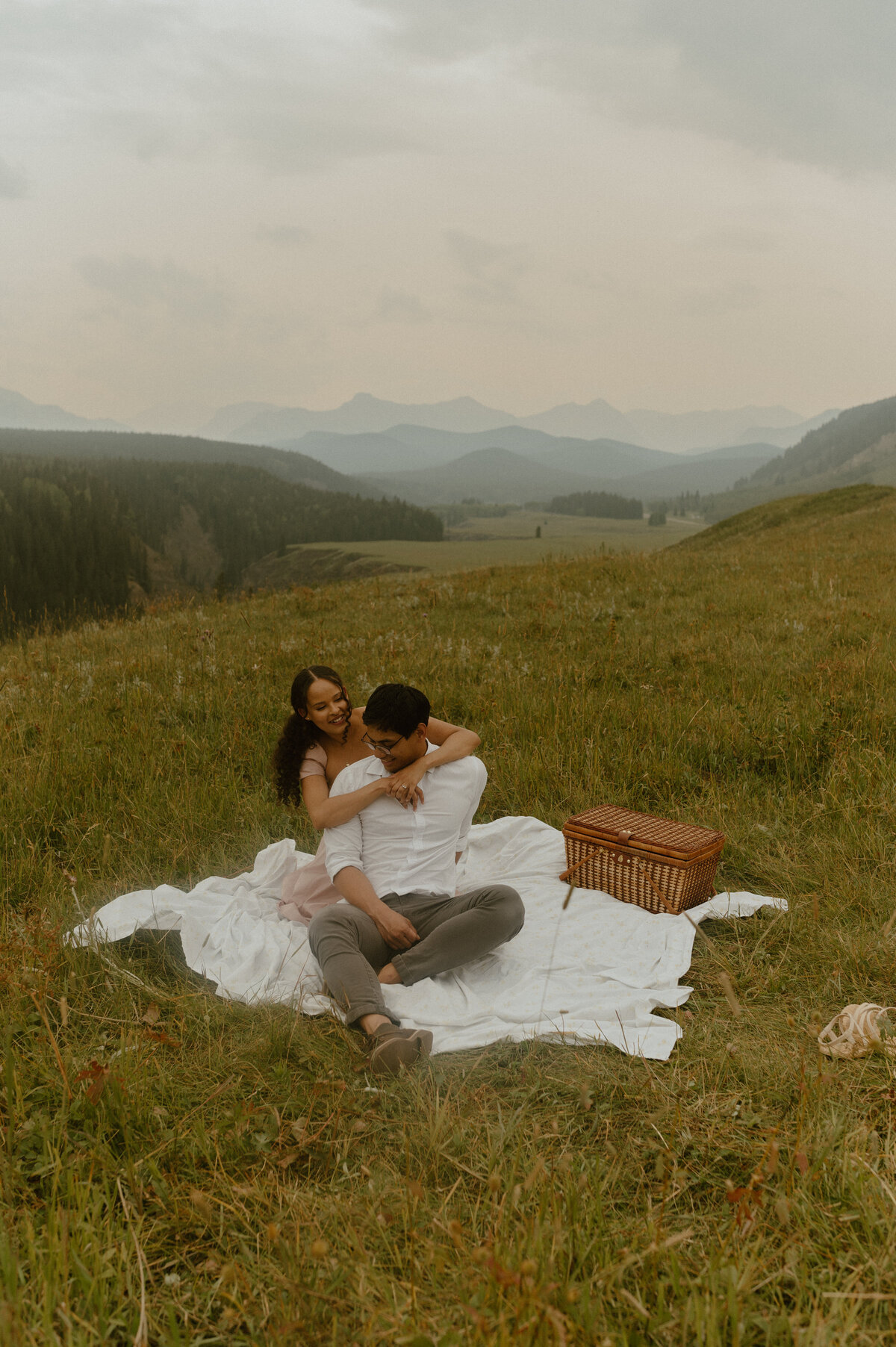 summer-picnic-engagement-156