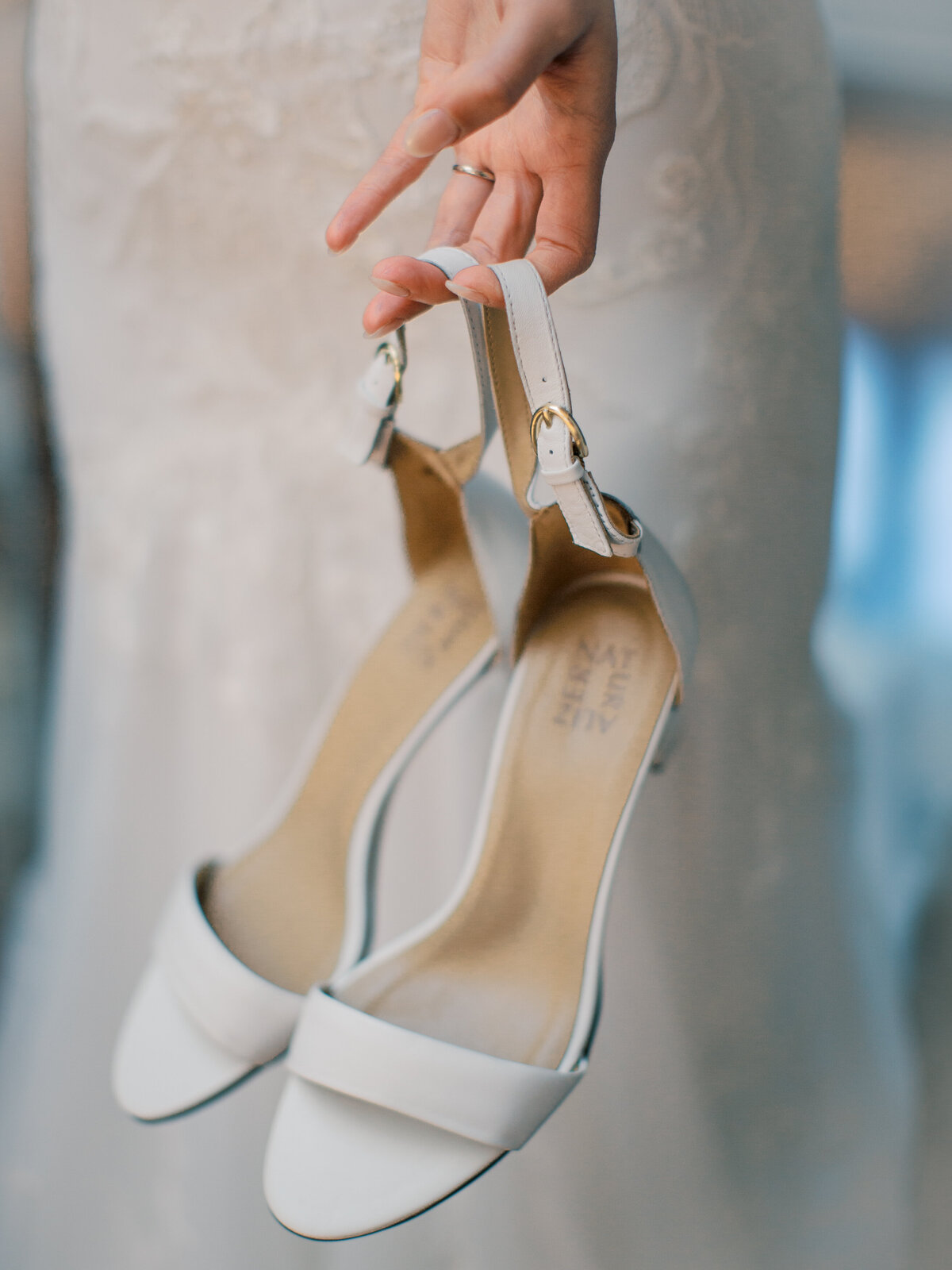 Guild Inn Estate Wedding-7