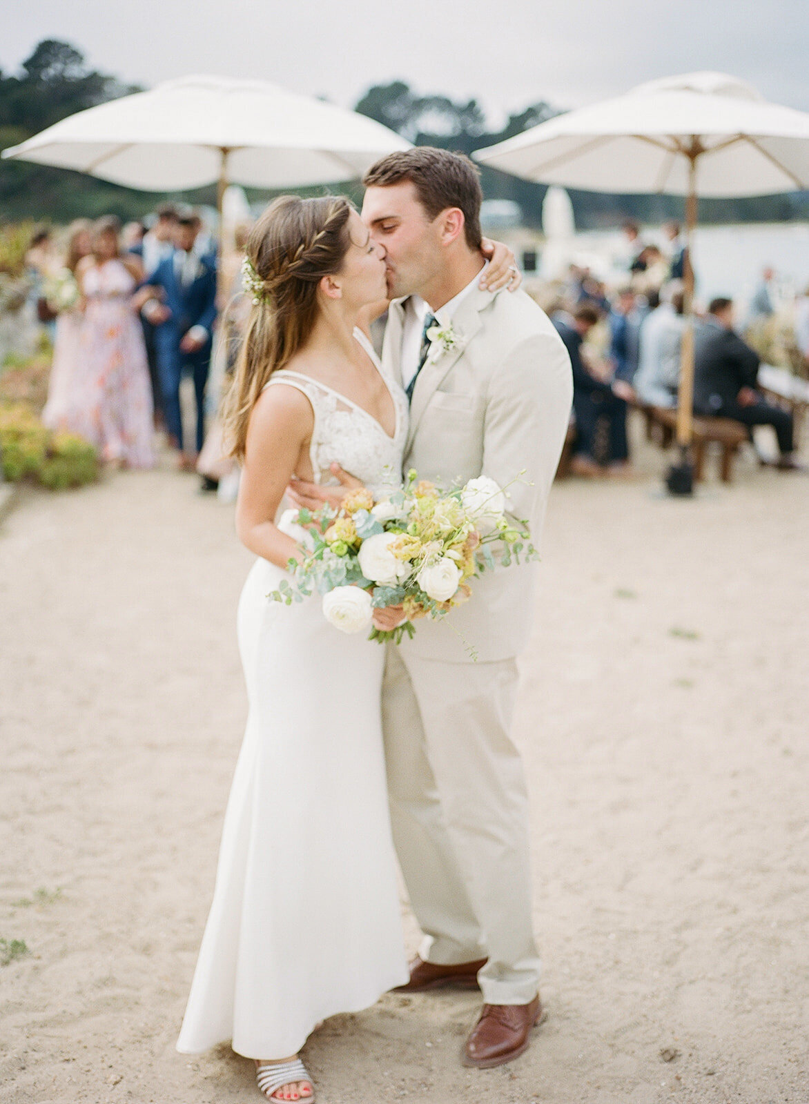 stinson-beach-backyard-wedding-planning-and-design-jacinda-weddings-and-events-18