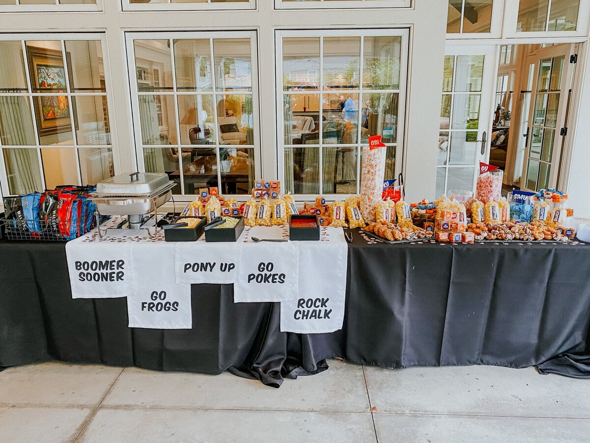 common-cheers-graduation-2023-full-table