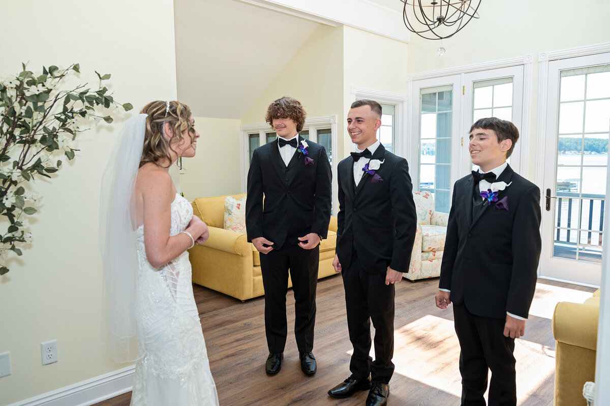 Detroit-Wedding-Photographer-The-Landing-202