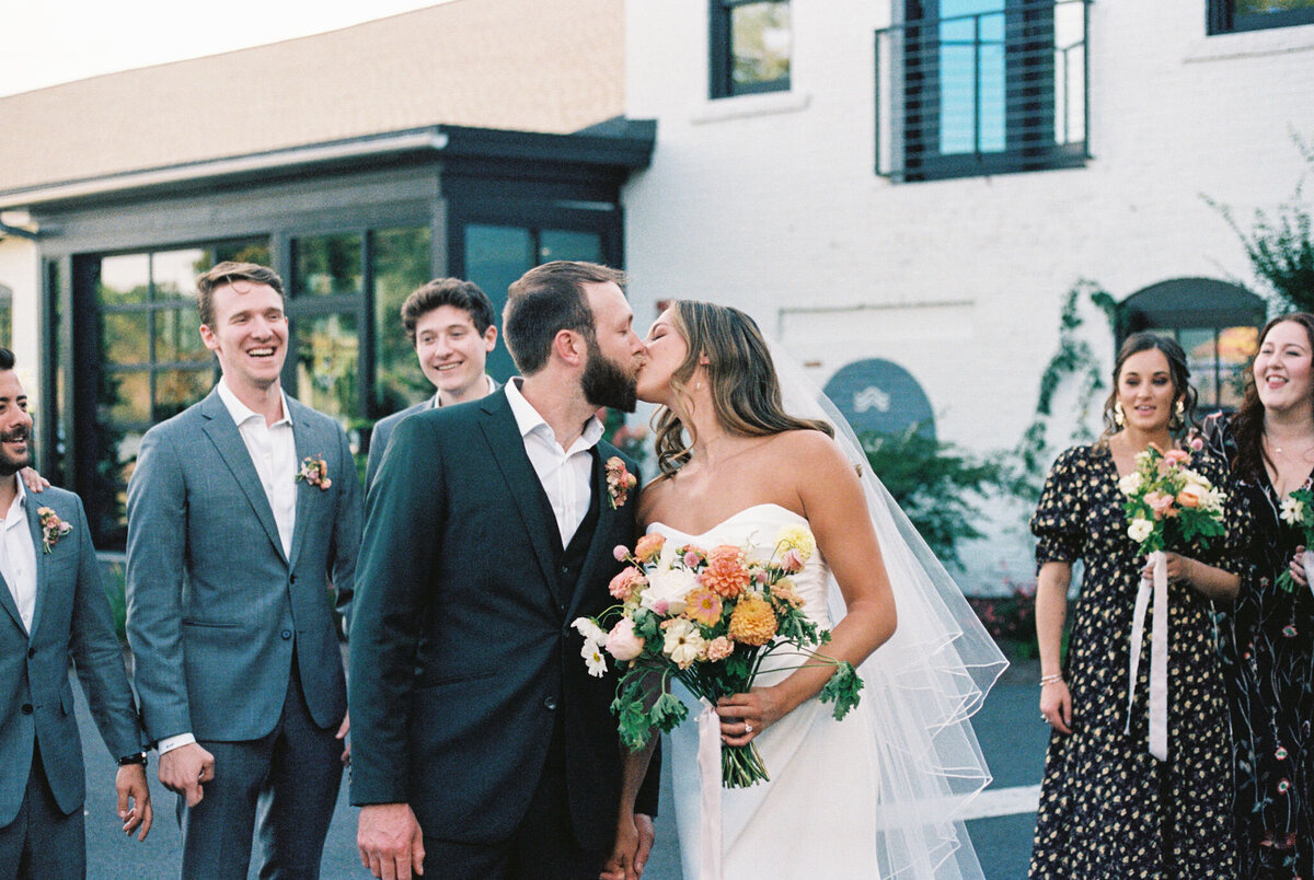 Film-Wedding-Photographer-050