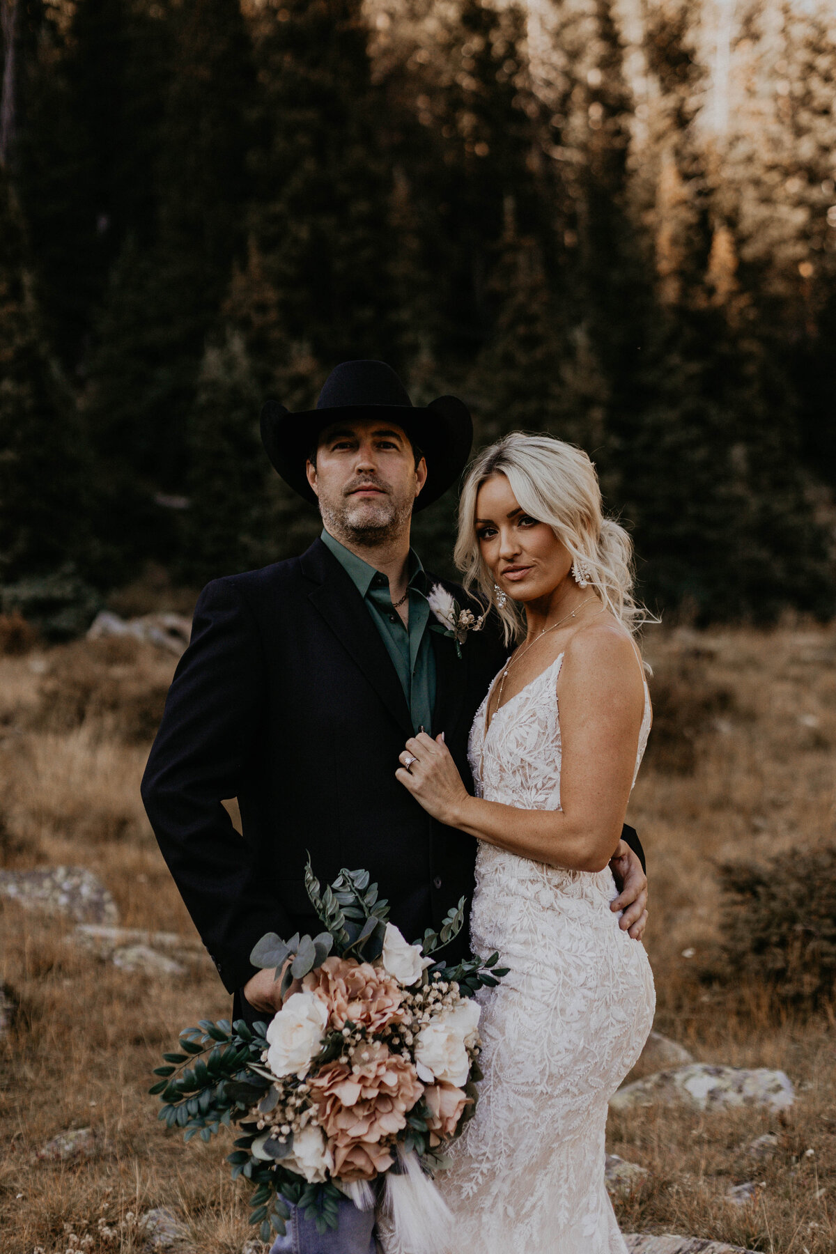 williams-lake-trailhead-elopement-taos-ski-valley-26