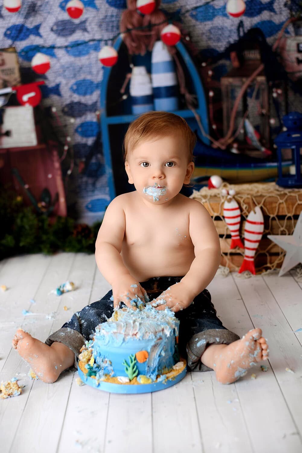 mobile-inhome-cakesmash-photography_vancouver-fraser-valley_the-big-one-fishing-theme-boy04