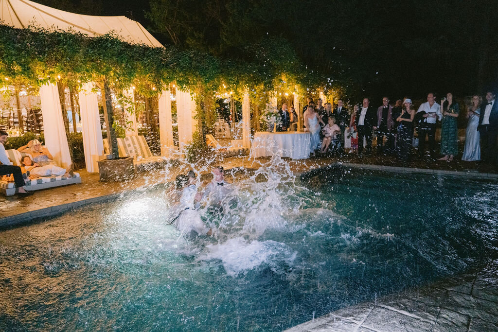 NikkiSanterre_EastCoastLuxuryWeddingPhotographer_CliftonInnWedding_Sky&Ryan-1065