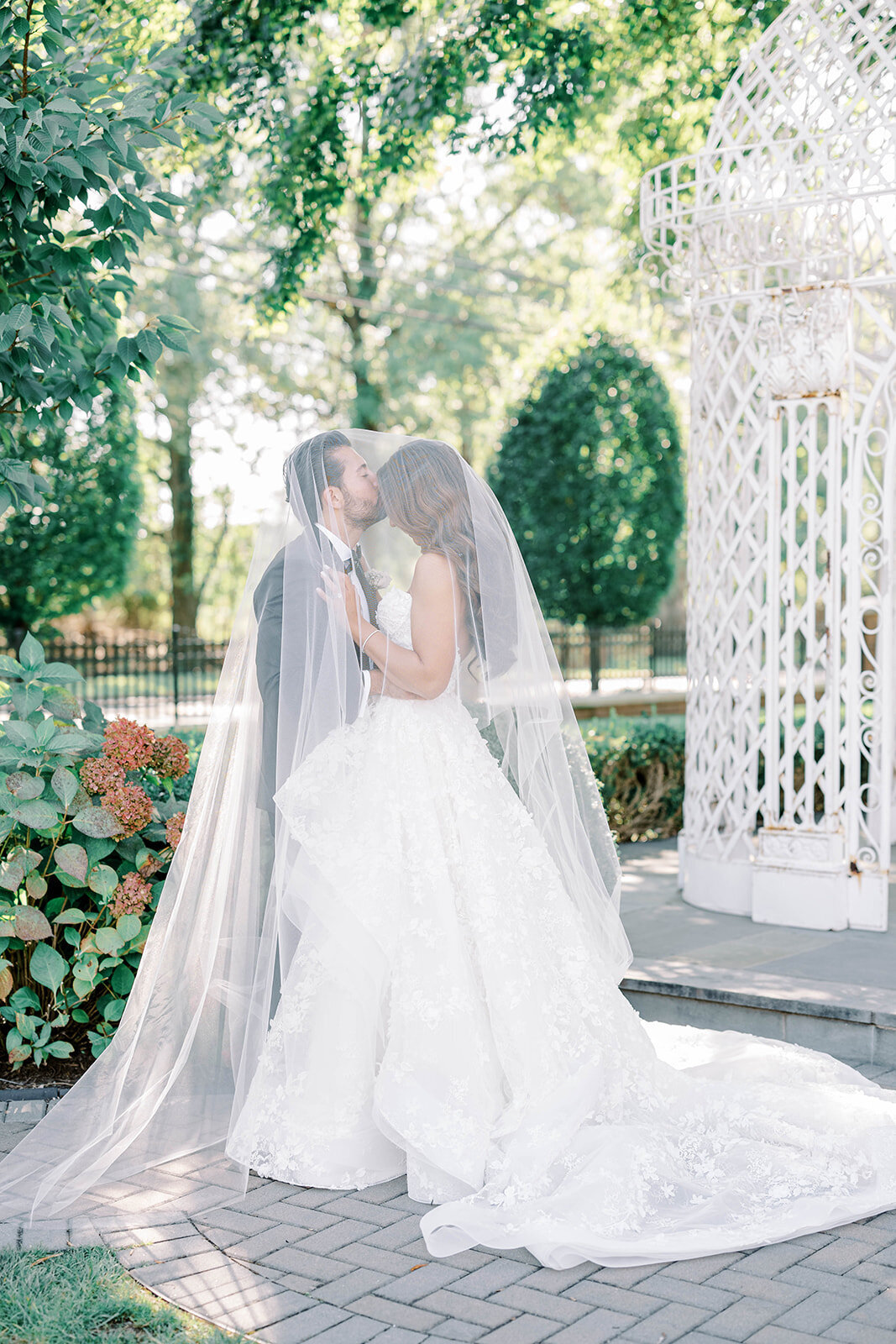 The_Rockleigh_Jenna_and_Gino_MTA-547