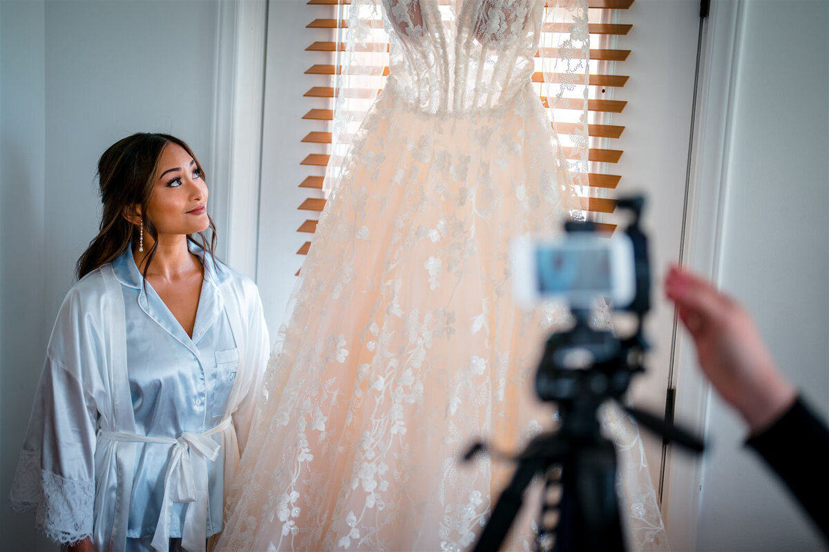 A047-Bride-Pre-Ceremony-Talbot-Country-Club-Easton-MD-Wedding-Photography-by-Bee-Two-Sweet