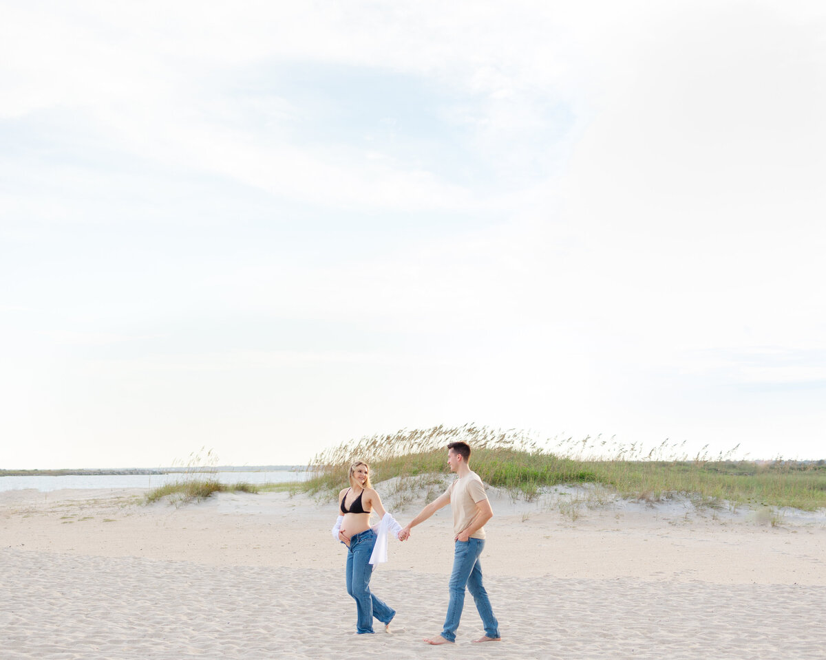 professional maternity photo shoot , taken by Emily DeLuke Photography in Wilmington North Carolina