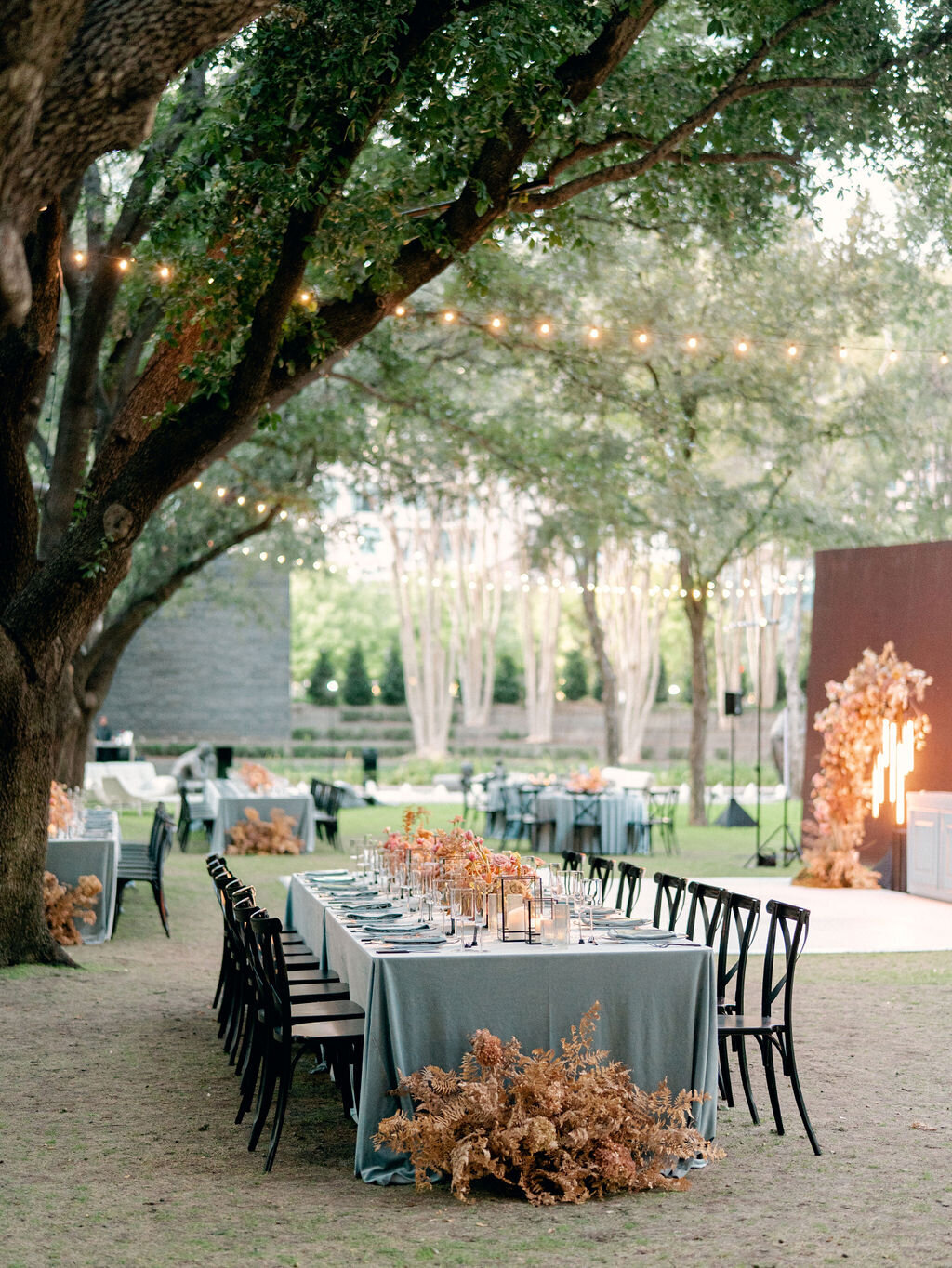 19-modern-black-tie-nasher-sculpture-center-wedding