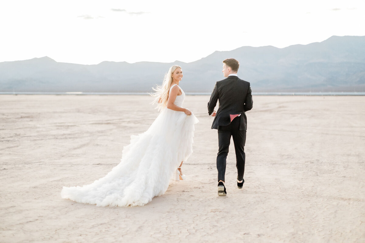 Las Vegas Elopement Dry Lake Bed