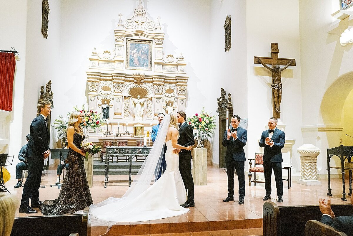 wedding-at-brophy-chapel-arizona-biltmore_0407