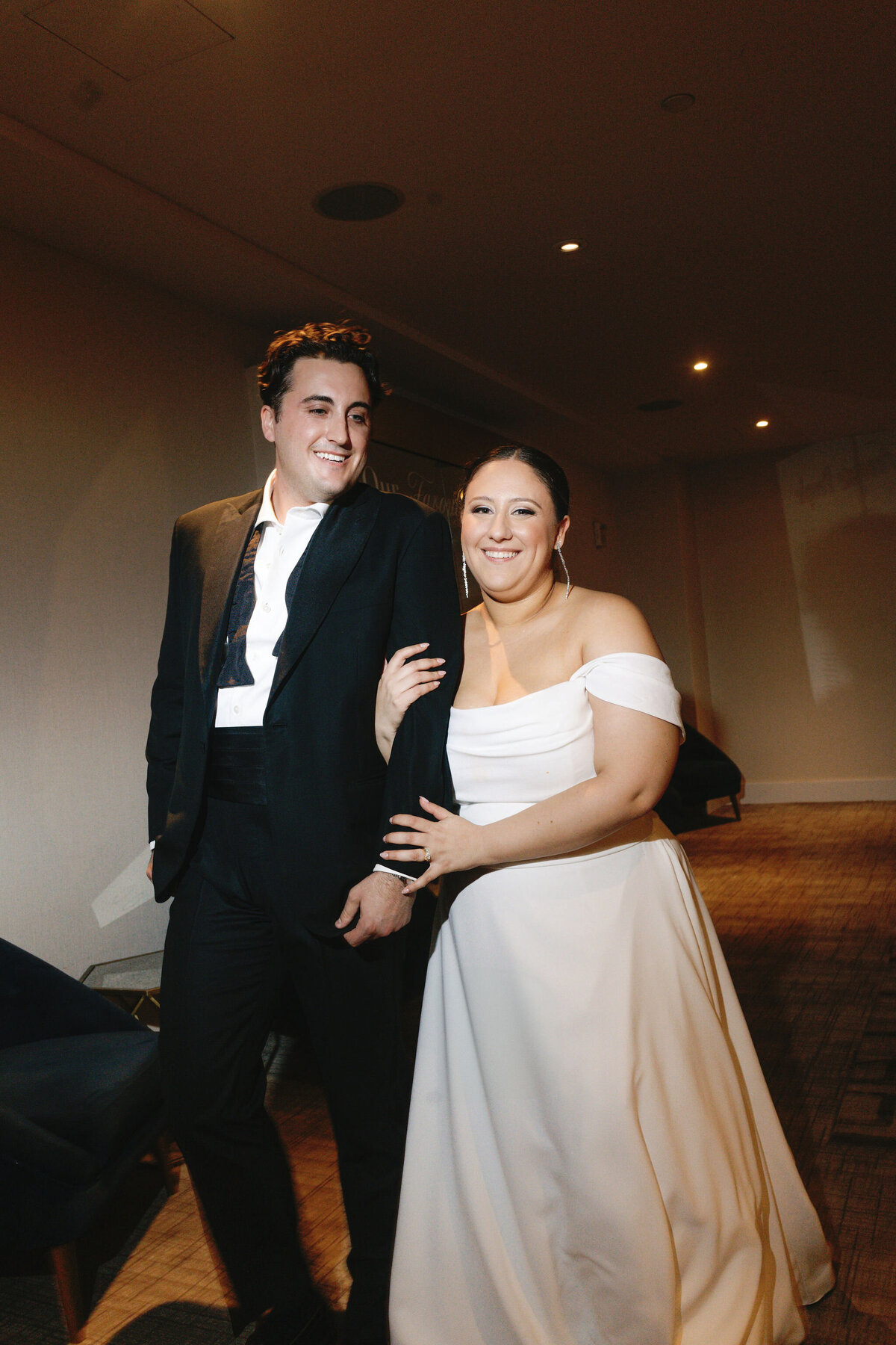 Hannah&Walker_Wed_Preview-162