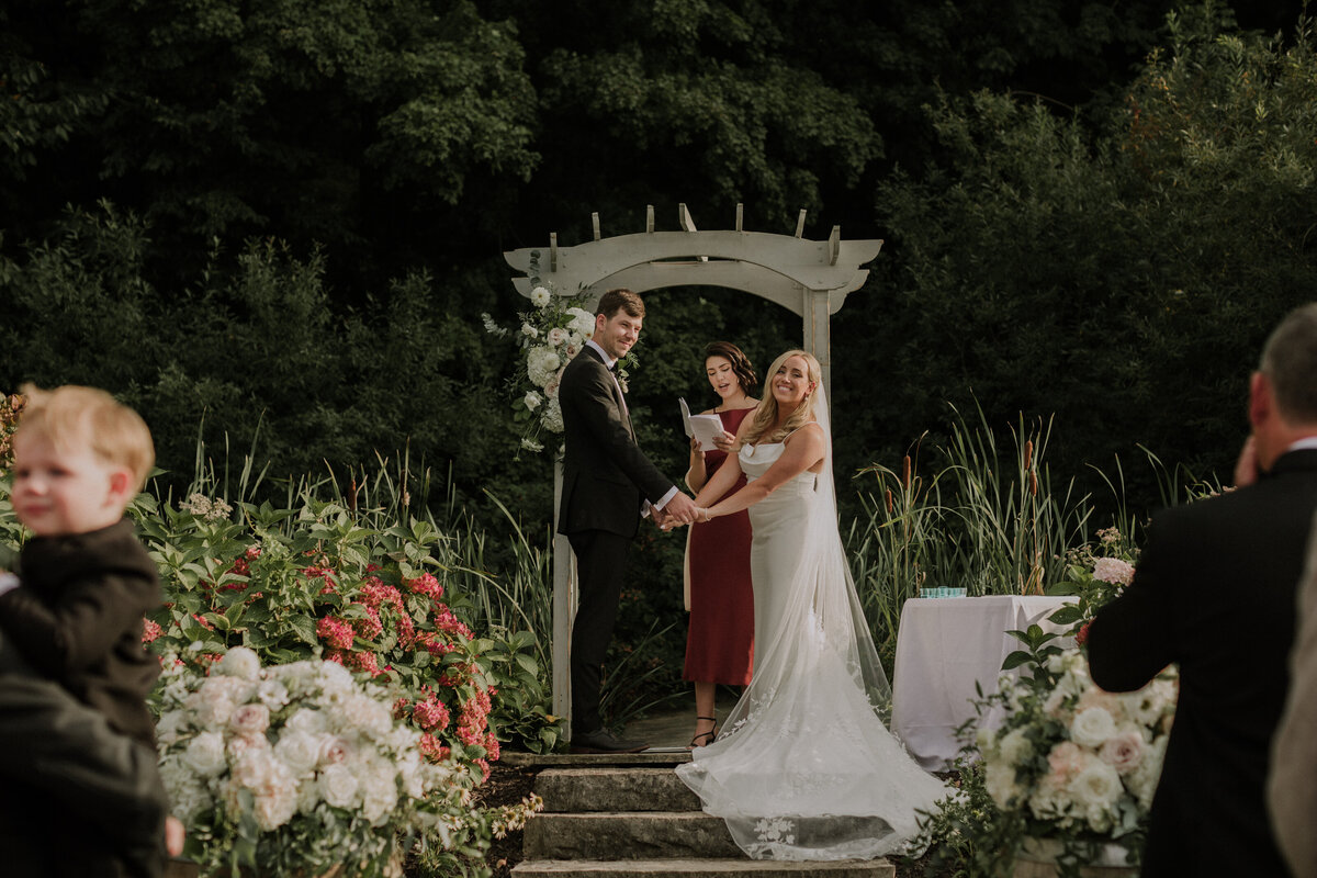 haley-tyler-wedding-niagara-on-the-lake-cave-springs-inn-on-the-twenty-fall-autumn-11