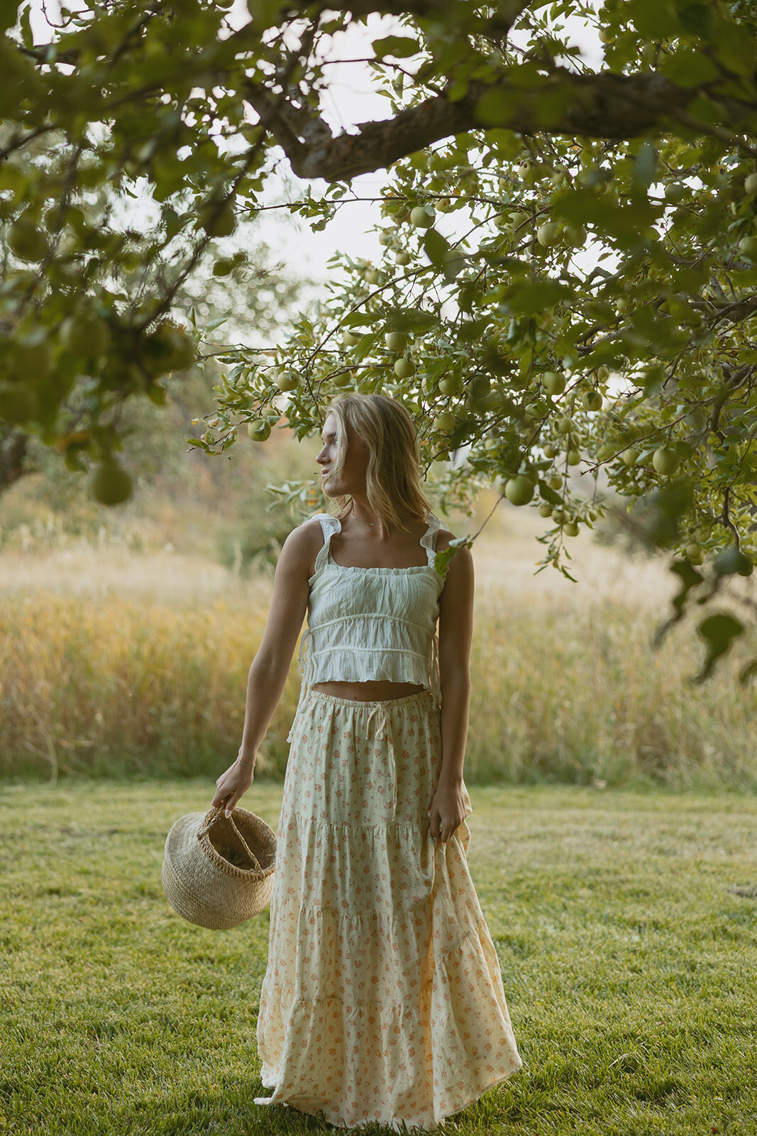 tanya-davids-photo-film-documentary-idaho-utah-oregon-washington-colorado-wedding-elopement-portrait-photographer-intention-session-apple-orchard-80