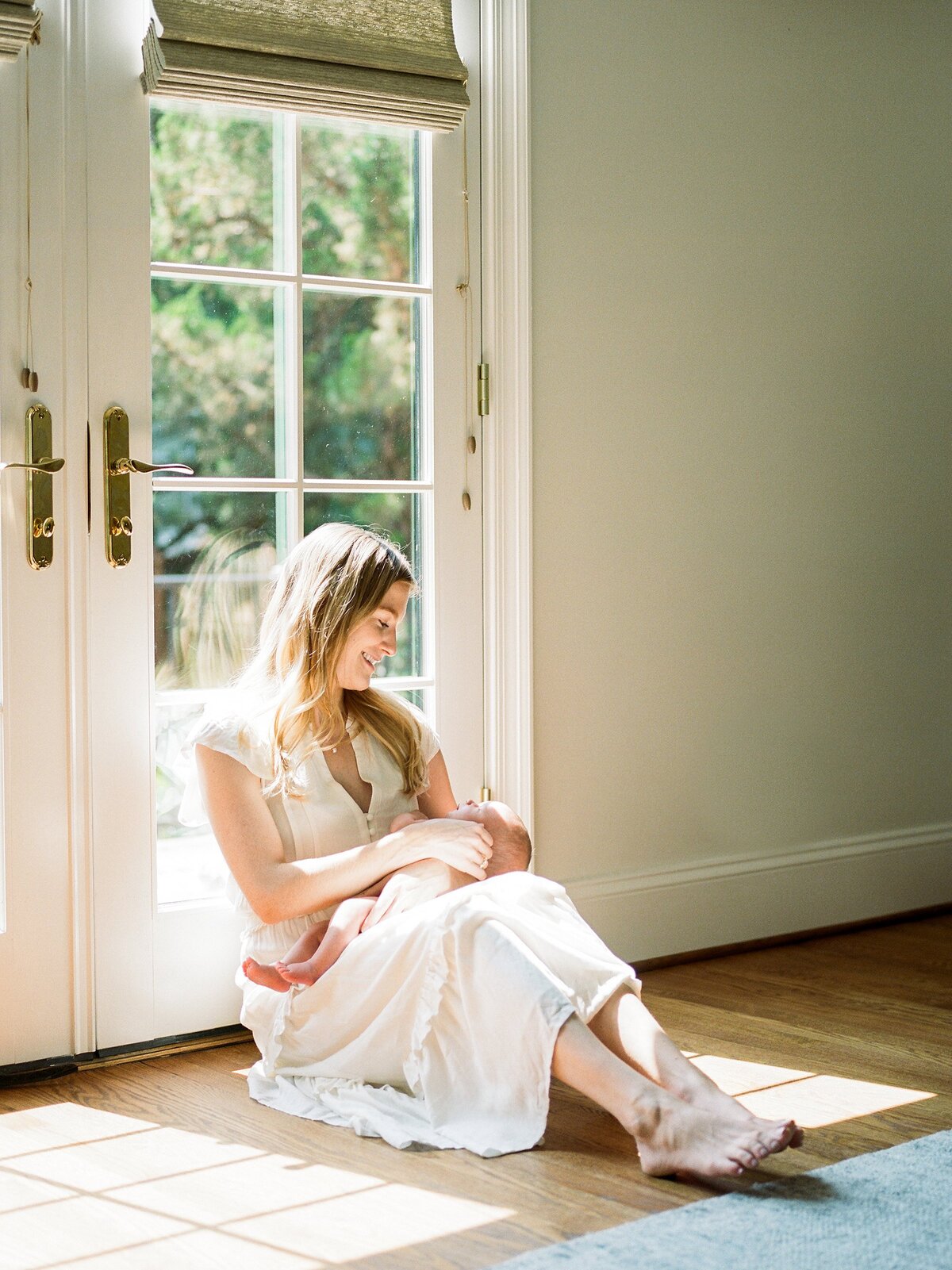 modern-indoor-newborn-richmond-va-photos-amy-nicole-photography-0013