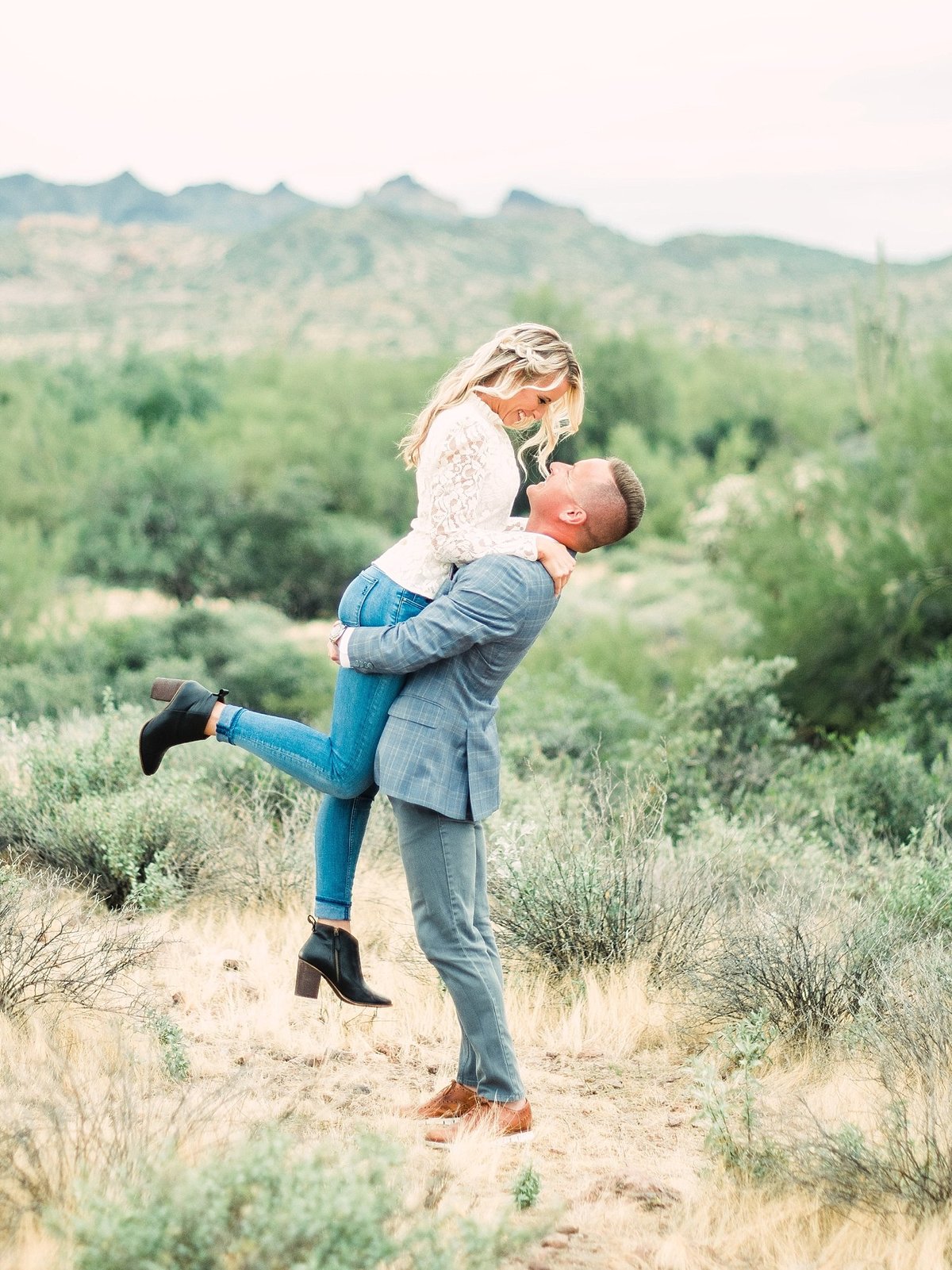 scottsdale-arizona-wedding-photographer-engagement-desert_0057