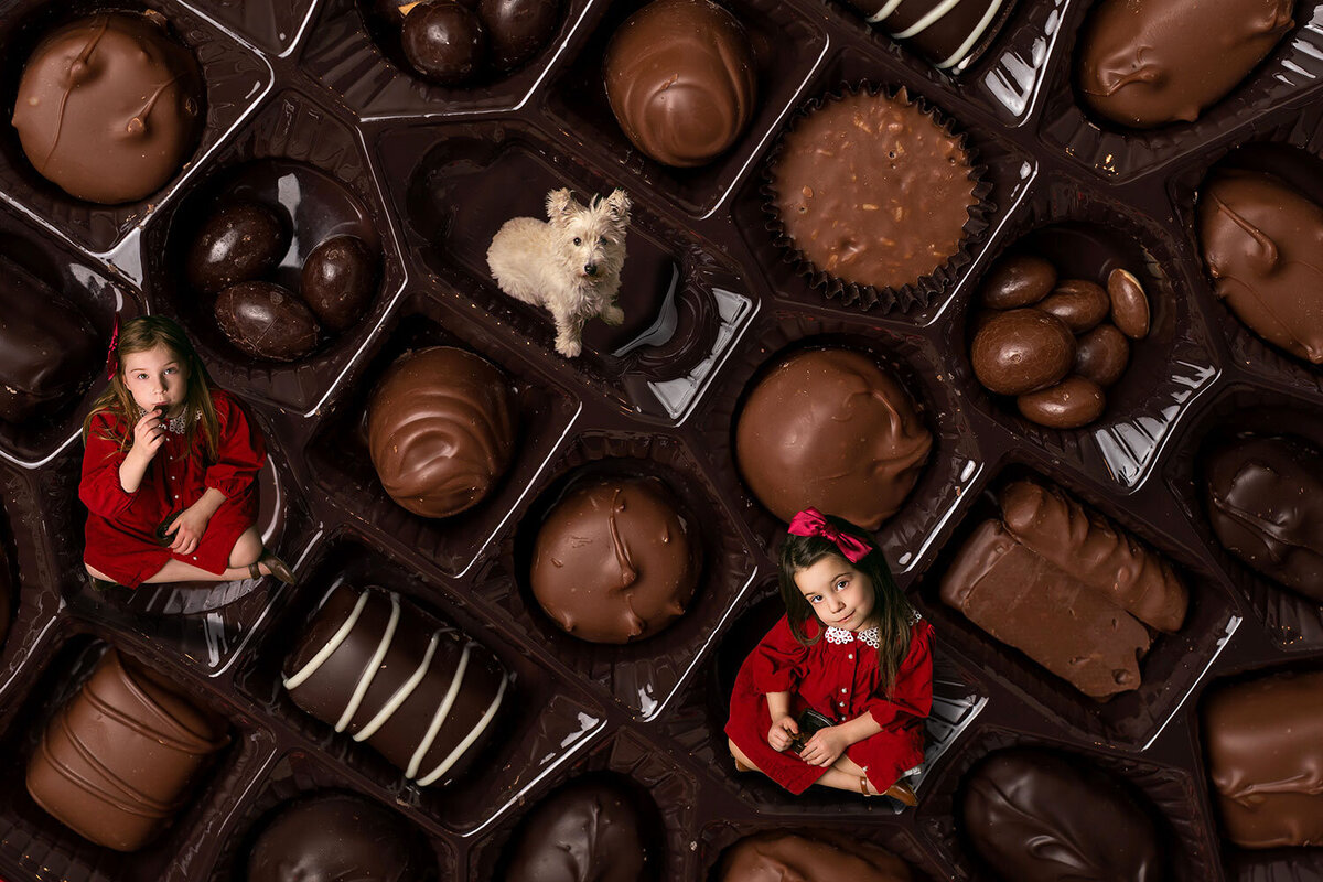 Chocolate_Box-girls-sisters-vintage-funny-valentine-commercial-child-children-photographer-creative-colorful