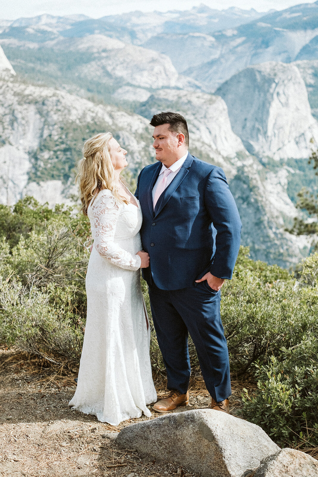 AJ Photography Armando Nevarez Yosemite California Engagement Weddings Elopement Elopements Photography Adventure Emotive Documentary3 (122)