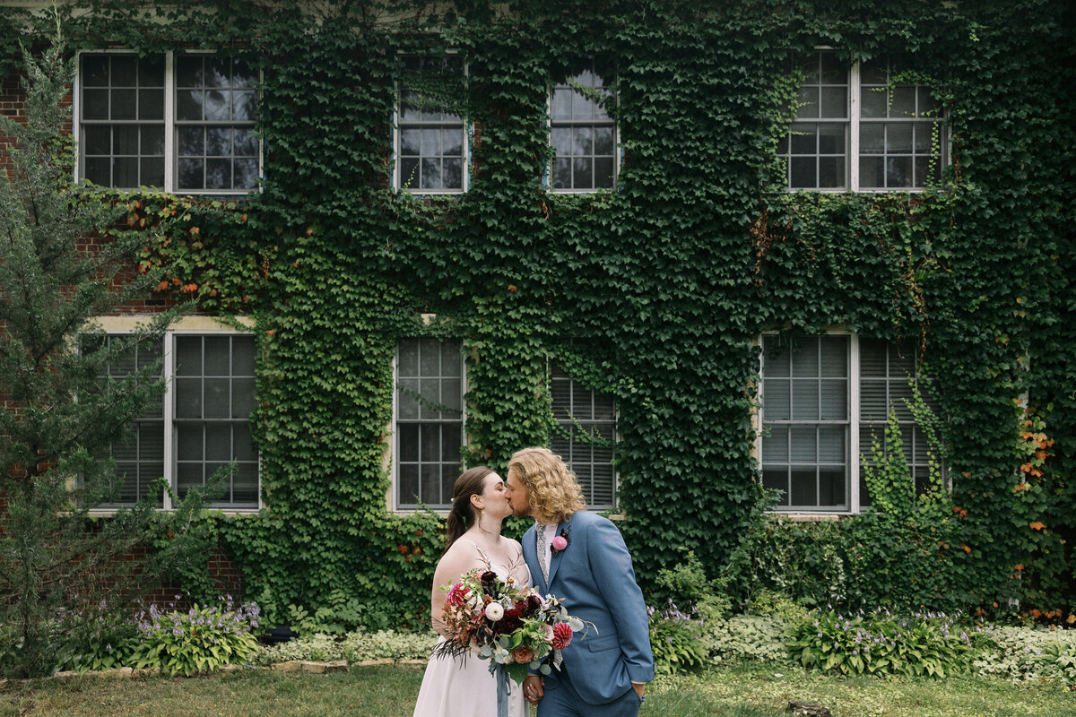 Wedding photography at outing lodge in stillwater minnesota for intimate wedding  (6)