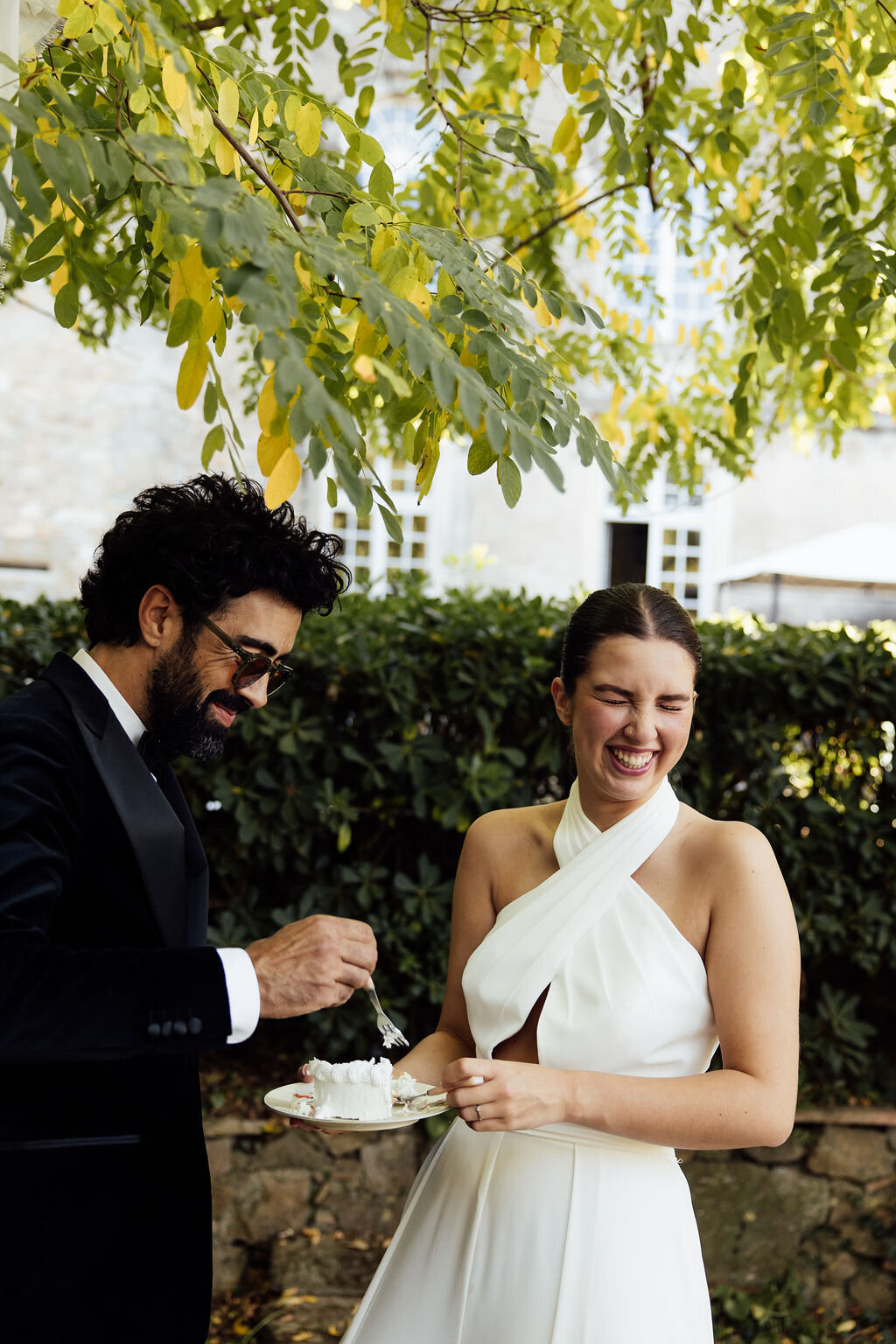 elegant-wedding-cake-cutting-french-chateau2