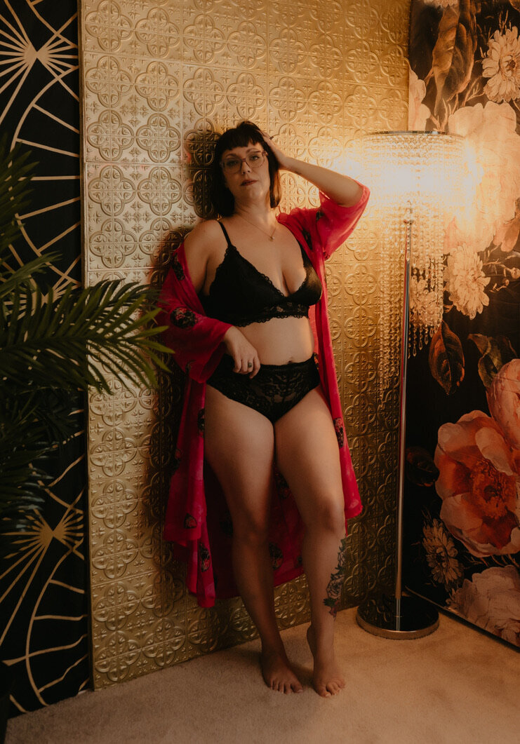 indoor boudoir photoshoot