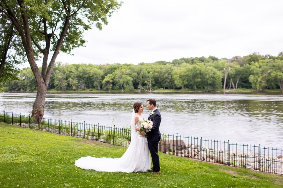 Eric Vest Photography - Leopold's Mississippi Gardens Wedding (31)