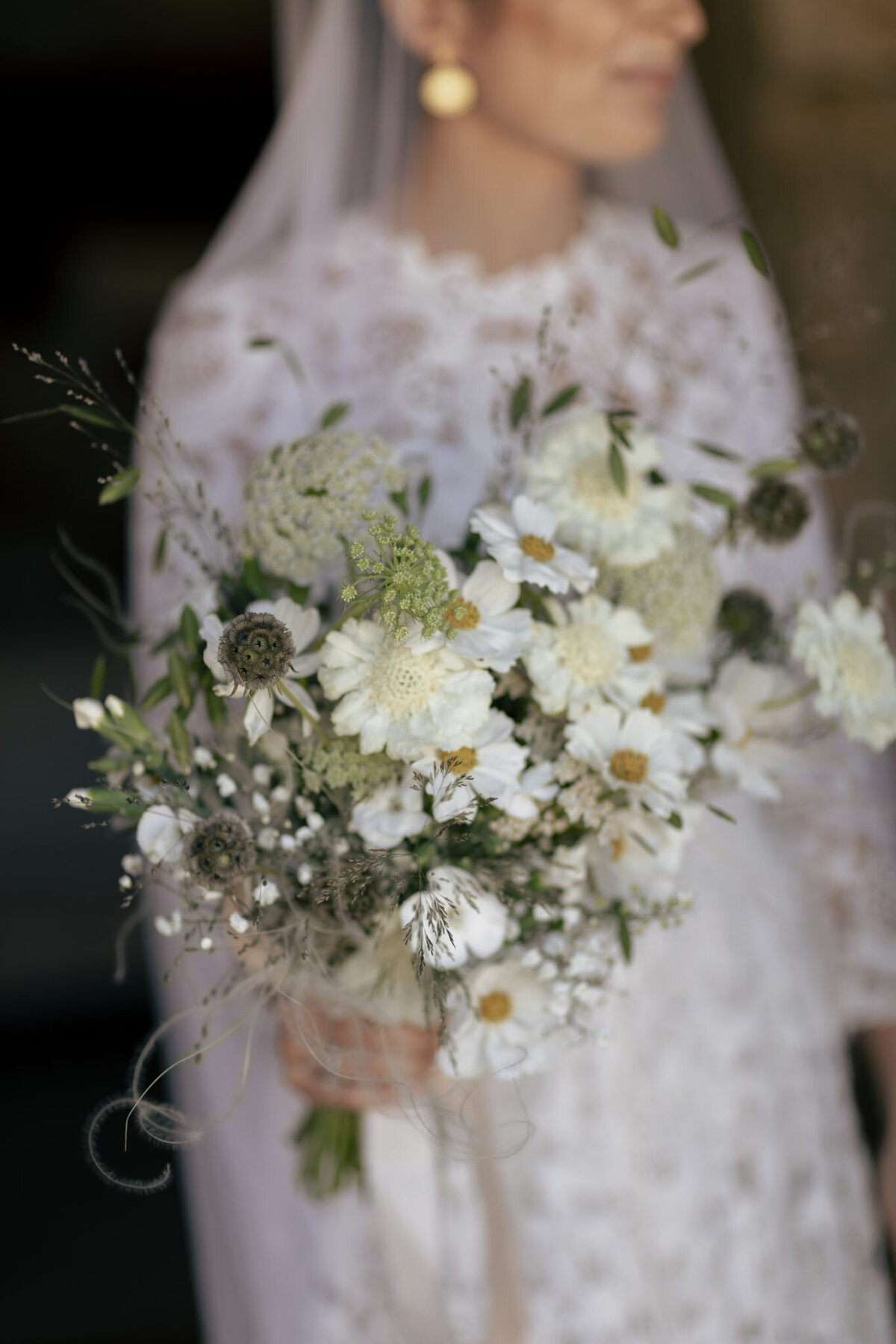 Meadow wedding bouquet