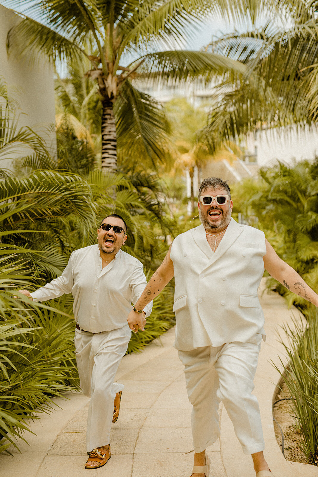 b-mexico-cancun-dreams-natura-resort-queer-lgbtq-wedding-couples-session-artsy-cool-16
