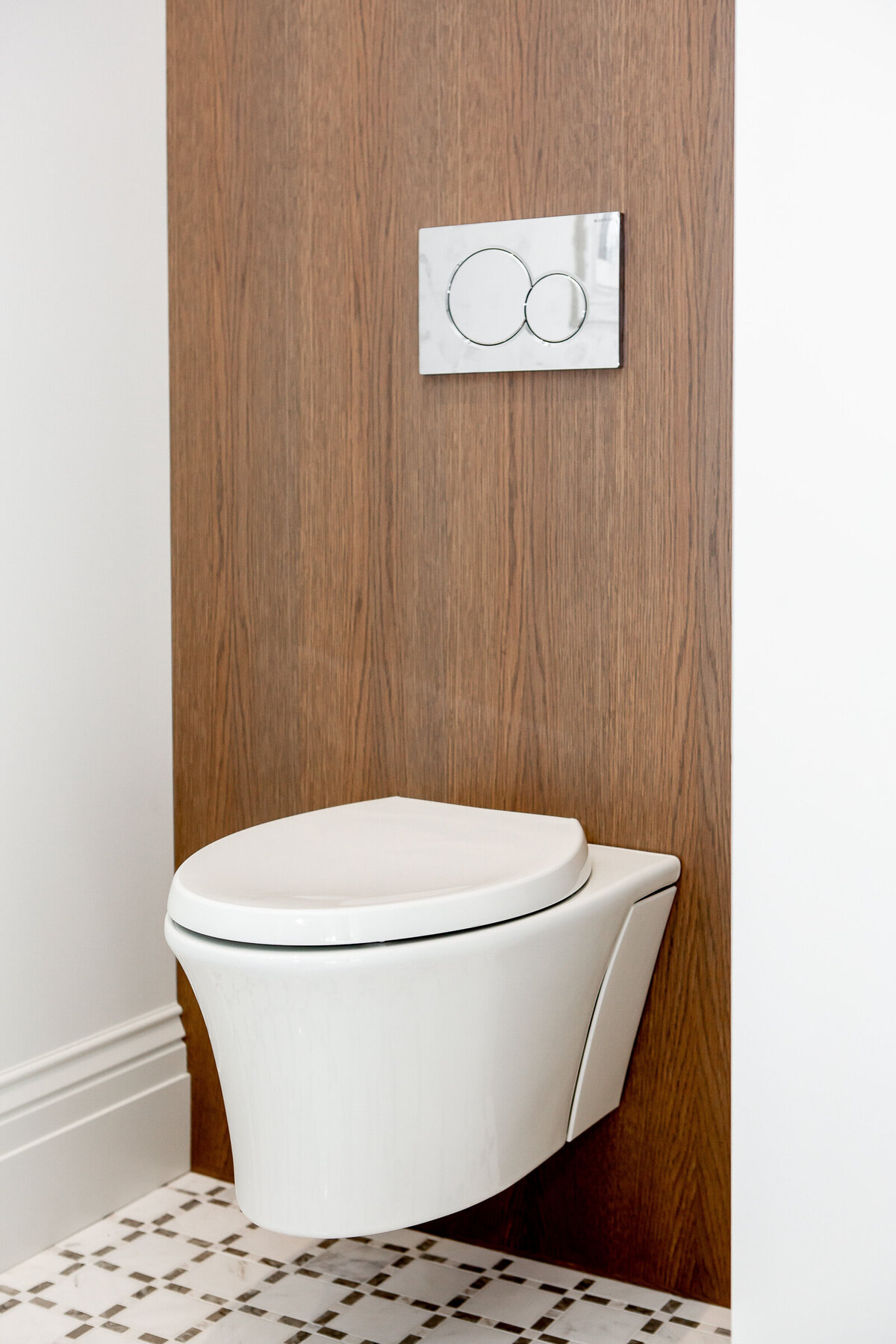 Floating toilet-W.C Craftsman