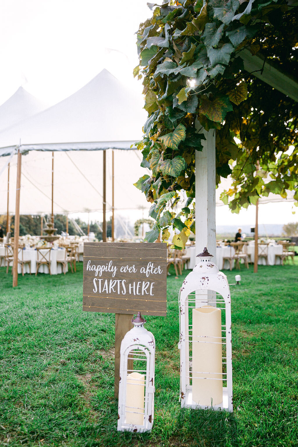 welcome-tent-wedding-upstate