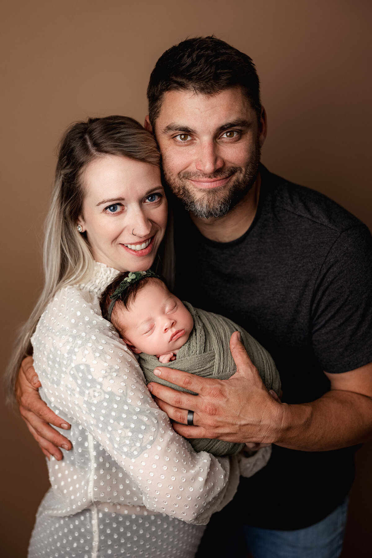 michigan newborn photographer, michigan milestone photographer, michigan maternity photographer, michigan cakesmash photographer, michigan family photographer, near charlevoix, near traverse city, near petoskey, near gaylord2315
