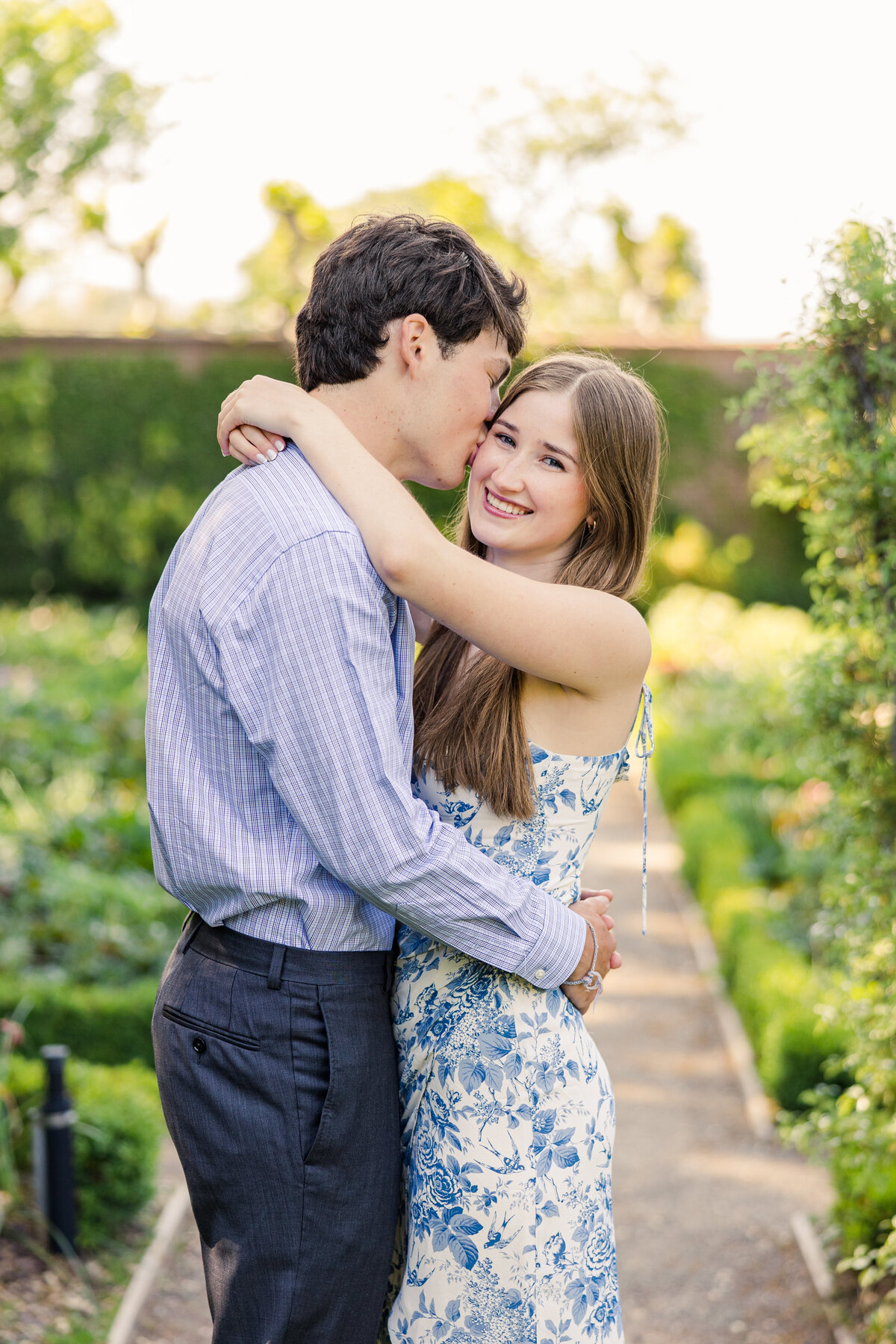 Alexis & Finn Senior Photos 2023 - Hailey June Photography-8