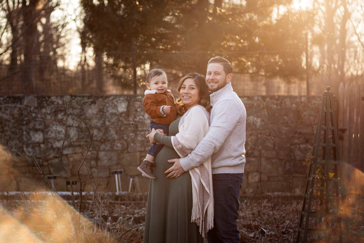 NJ motherhood photographer captures family at maternity session
