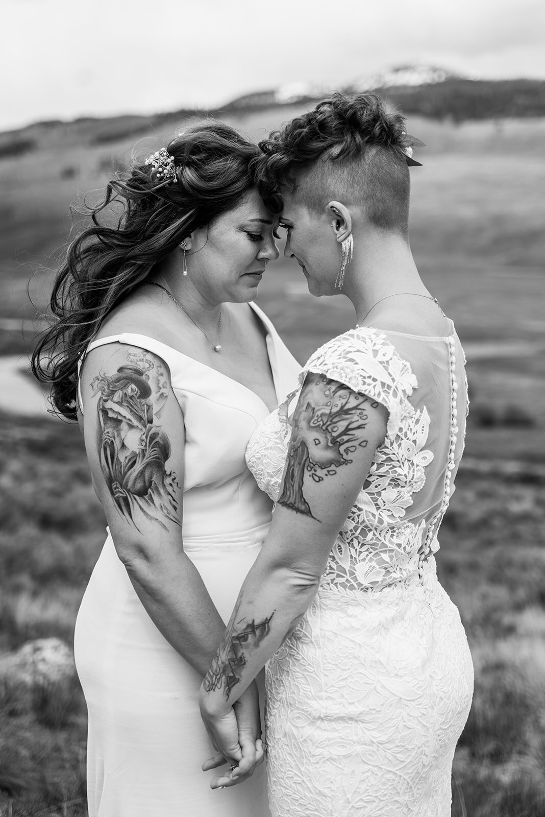 crested-butte-elopement-micro-wedding_0254bw_websize