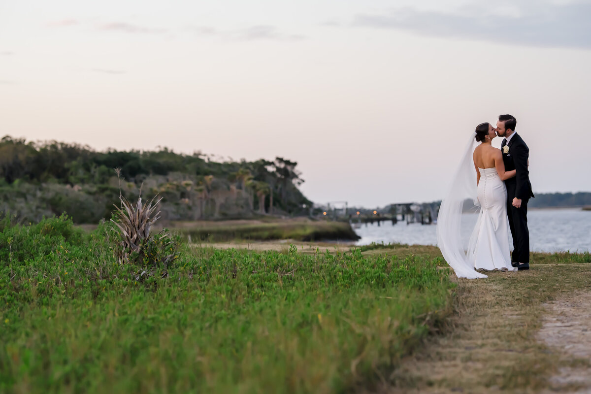 MBCARROLLWEDD182