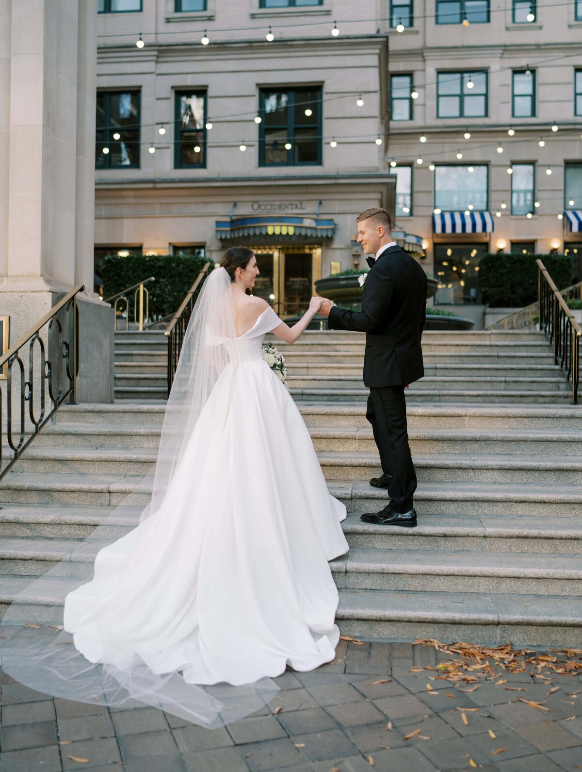 Danielle-Defayette-Photography-The-Willard-Wedding-DC-662_1