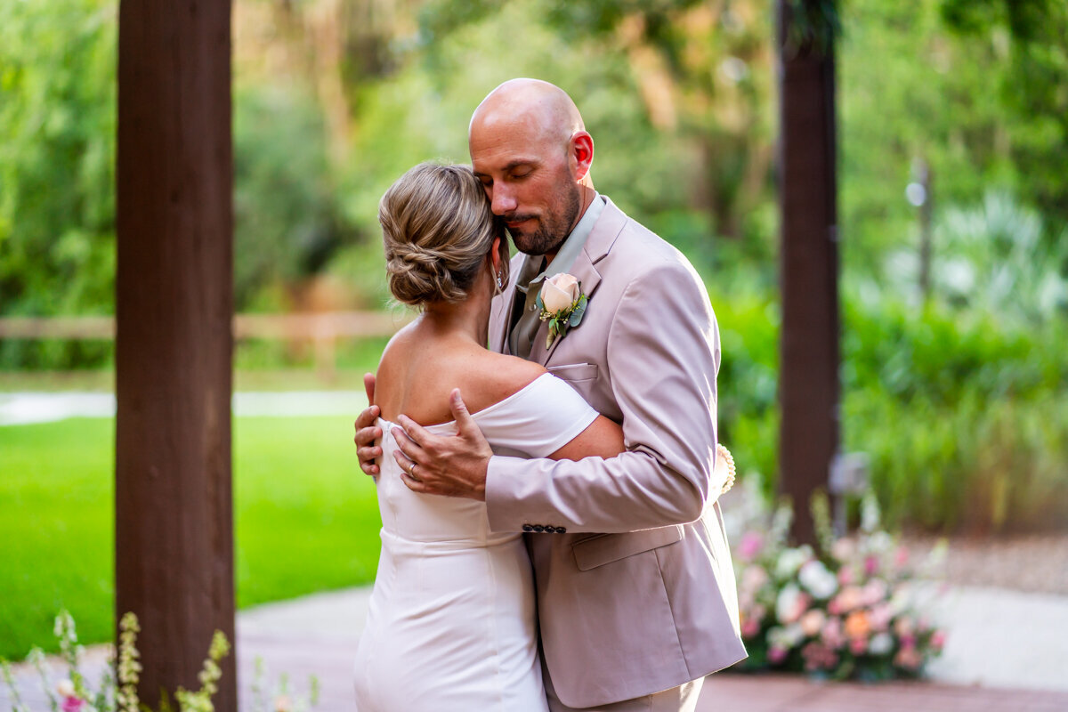 maddness-photo-del-favero-oasis-elopement-chantilly-chic-celebrations-2
