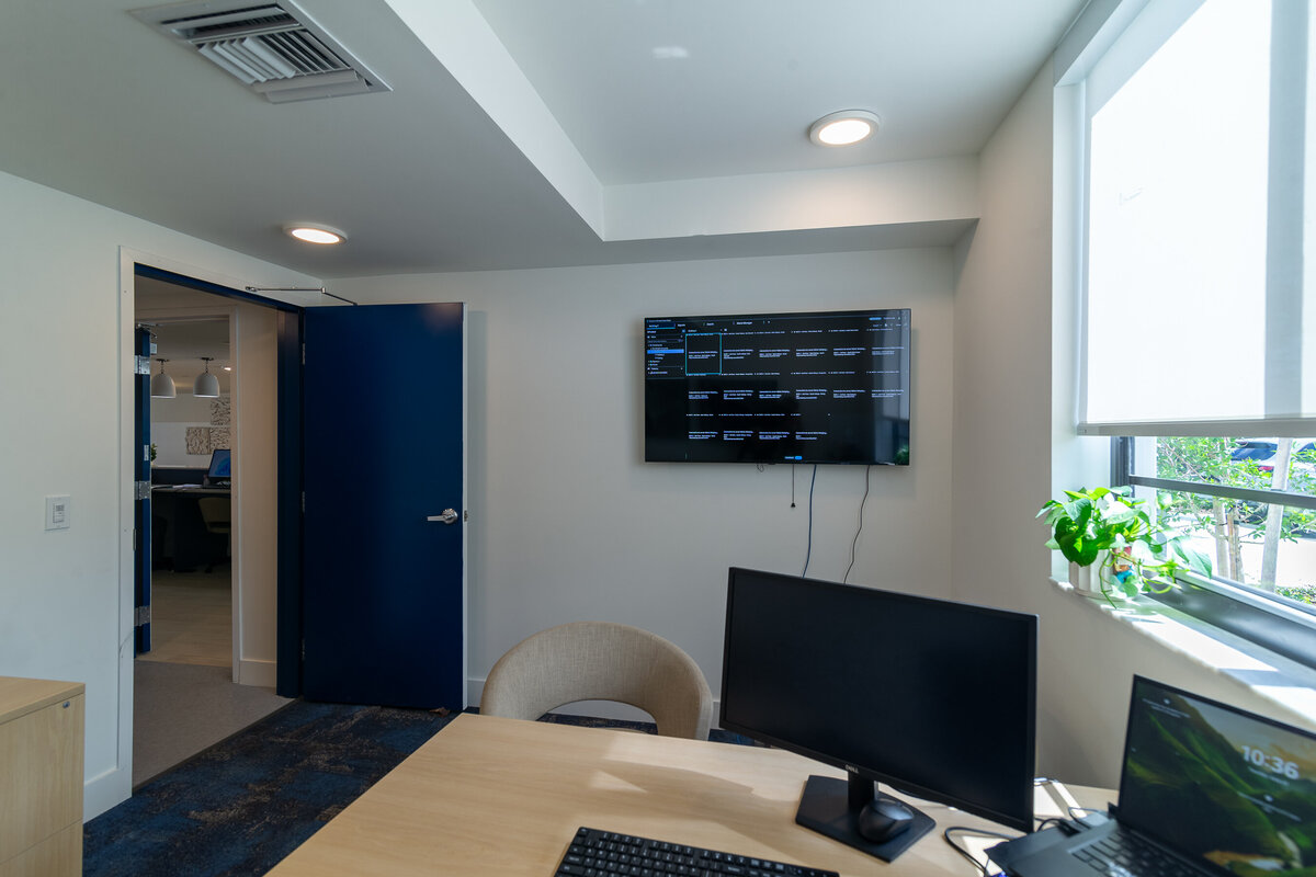 062524BERKELYPALMBEACH-133