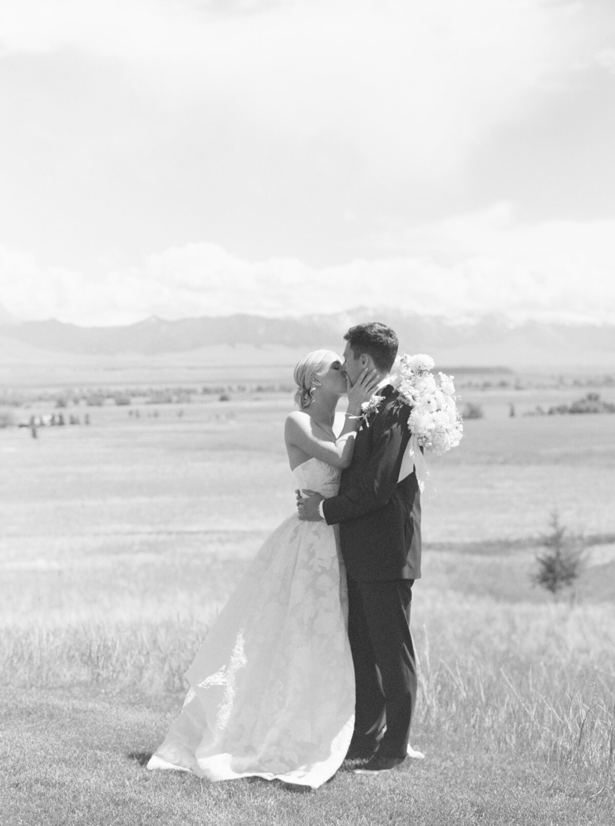 favorites-ennis-mt-wedding-madison-valley-planned-by-elysian-events-83
