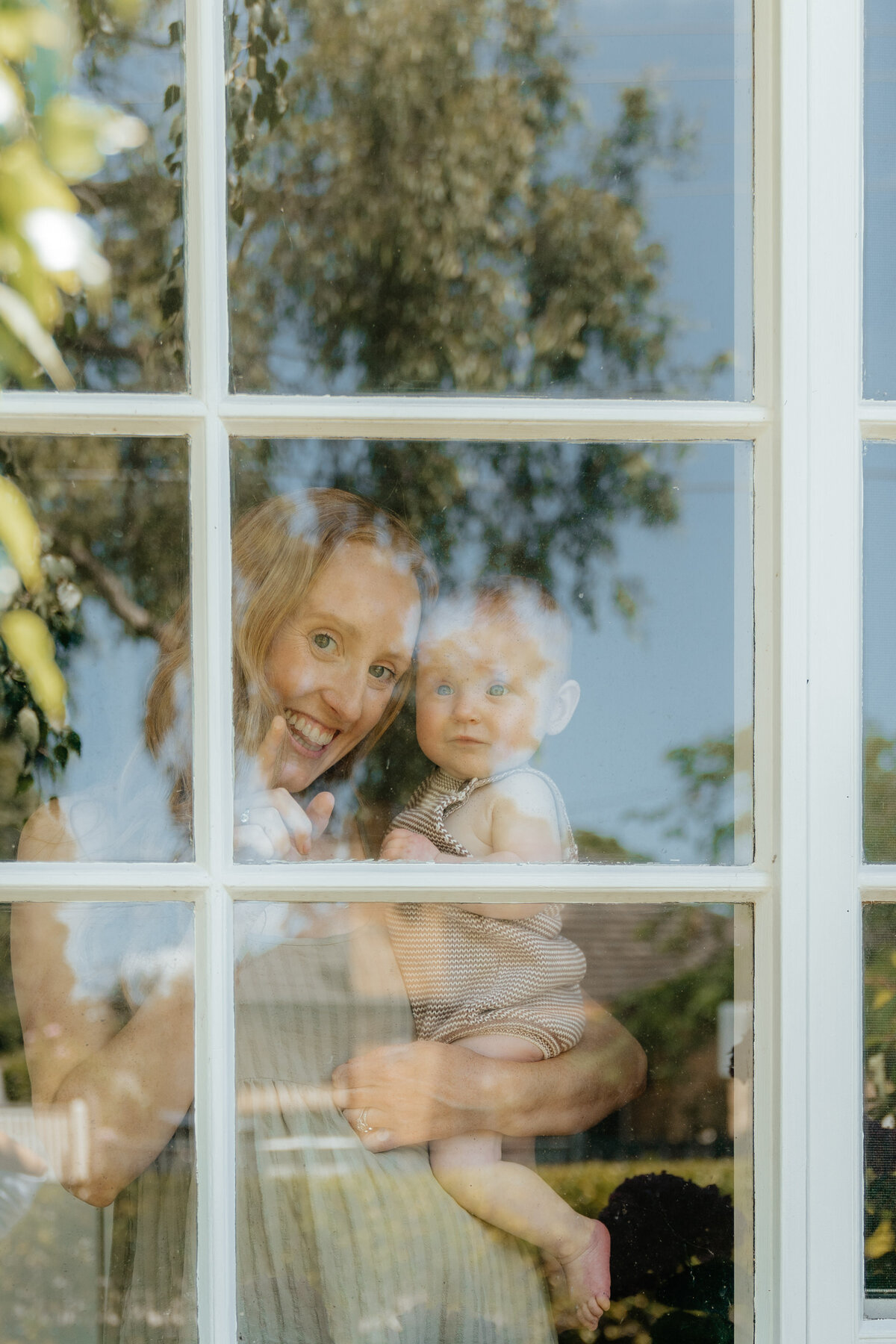 Mlebourne-Family-Photographer-Mentone-Lifestyle-Family-Photos-Tess-Daniel-Adeline-58