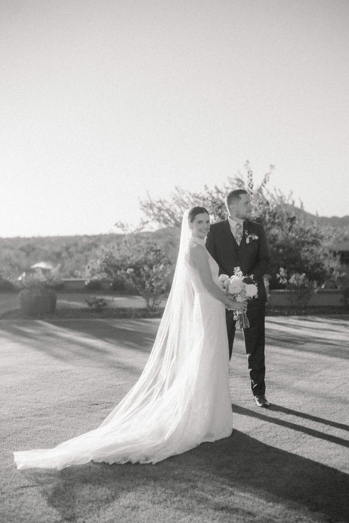 Sarah & Steven Wedding Sneak Peeks-223