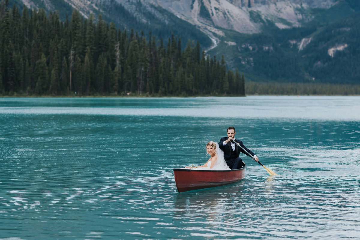 emerald lake lodge red cane adventure wedding photography
