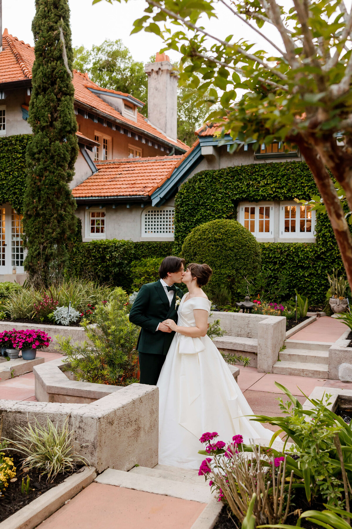 Sydonie-Mansion-Wedding-60