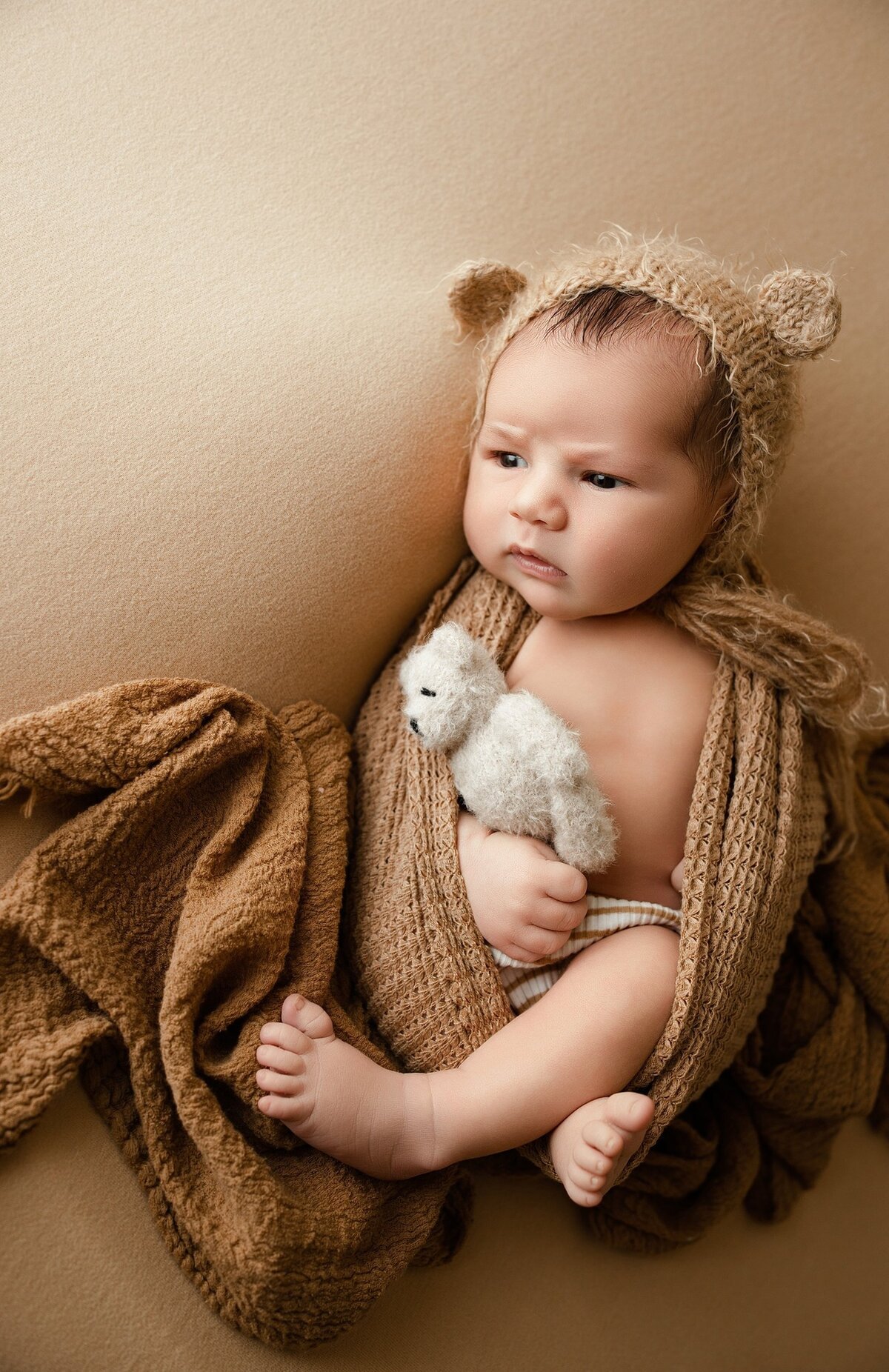 frisco-newborn-photographer-teddy-bear-outfit