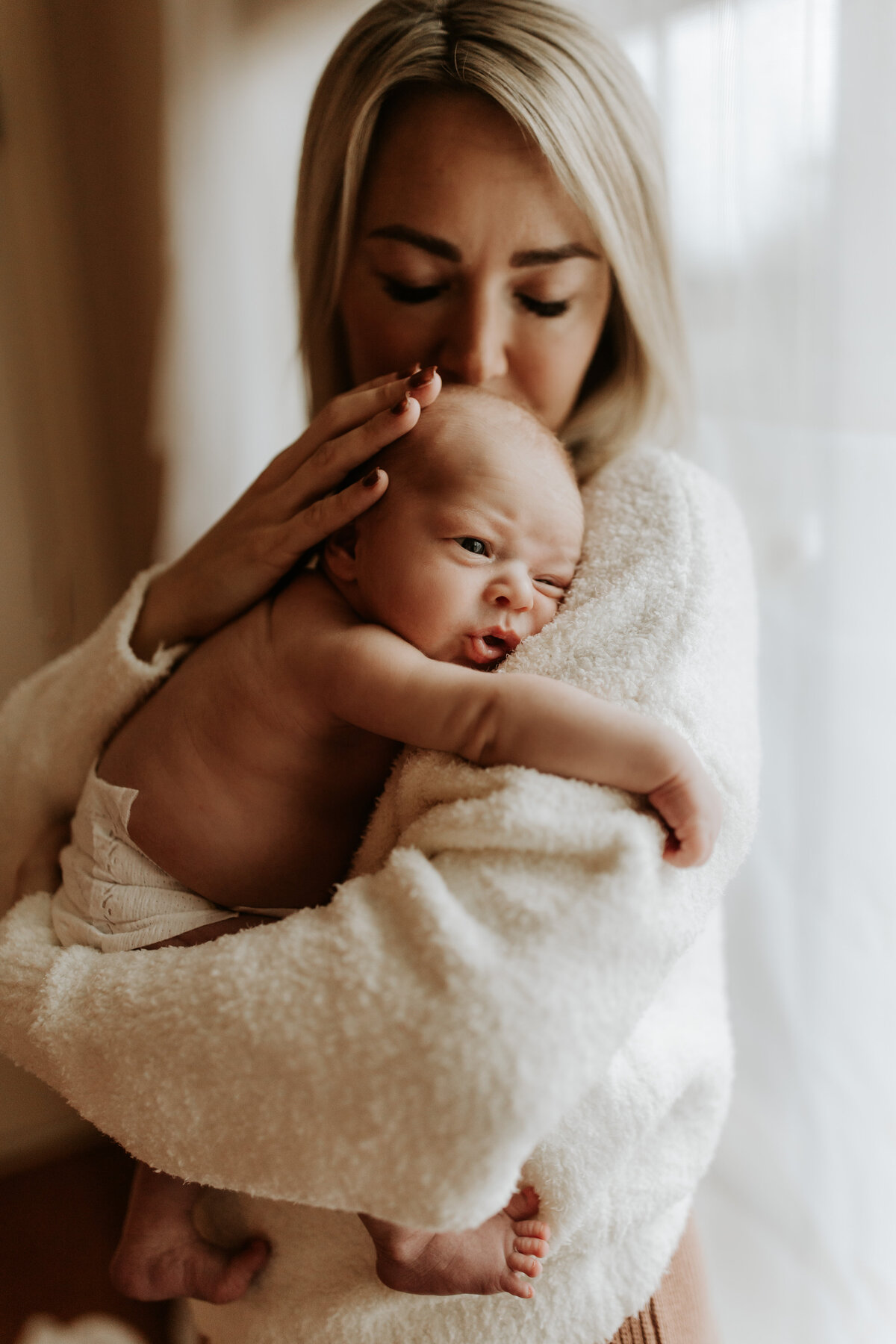 Chicago-Lifestyle-Newborn-Photographer-13