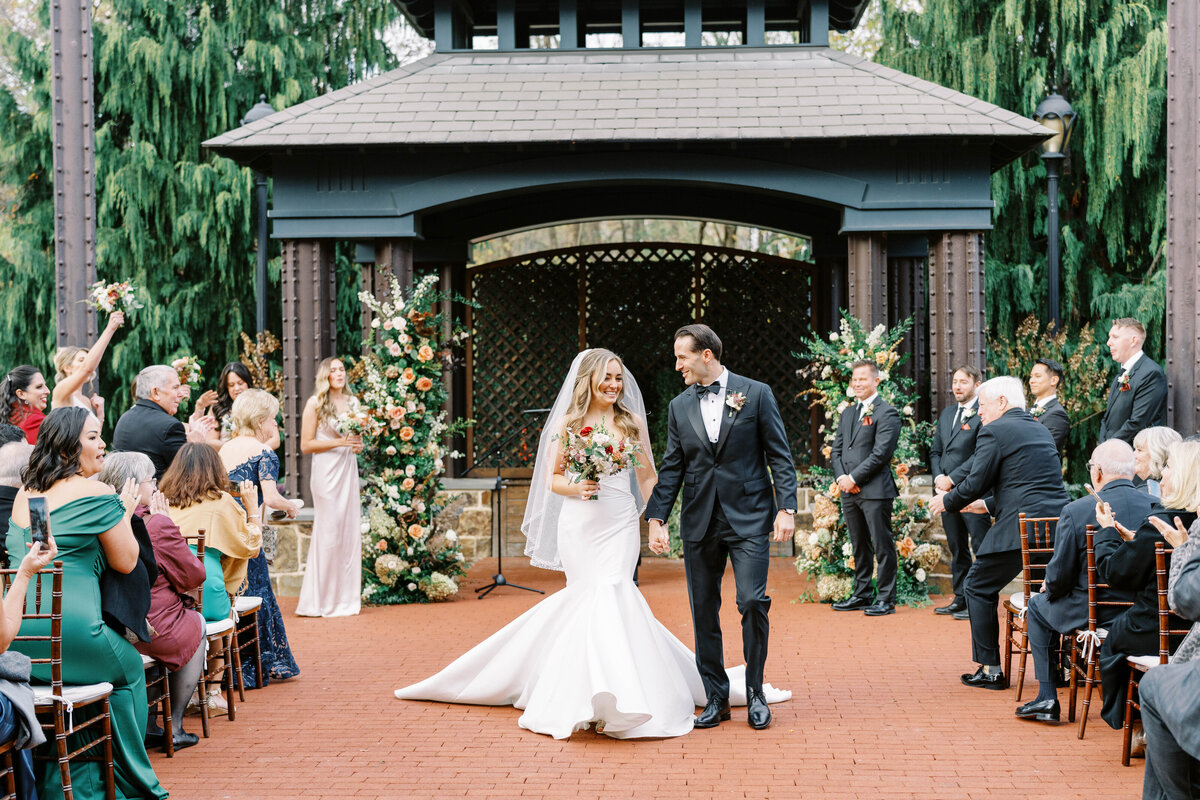 Phoenixville-Foundry-Romantic-Fall-Wedding-Photographer-Ceremony-Photos_108