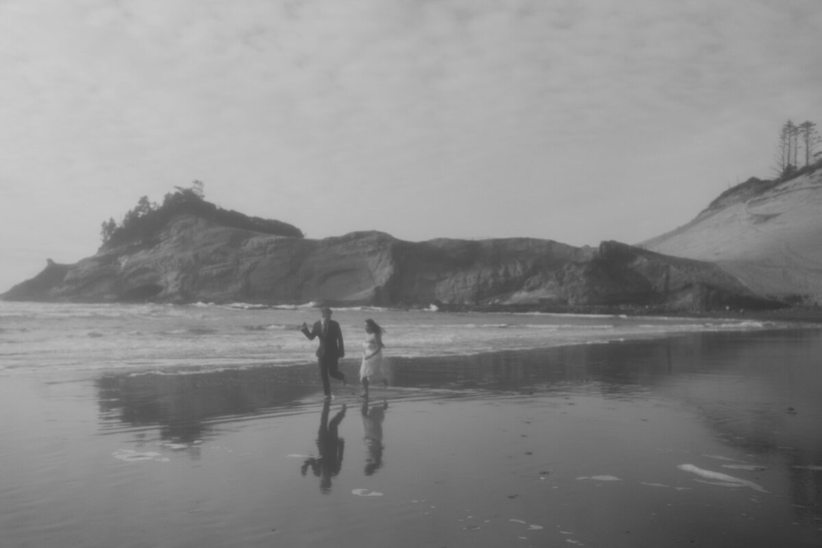 oregon coast elopement photographer-22